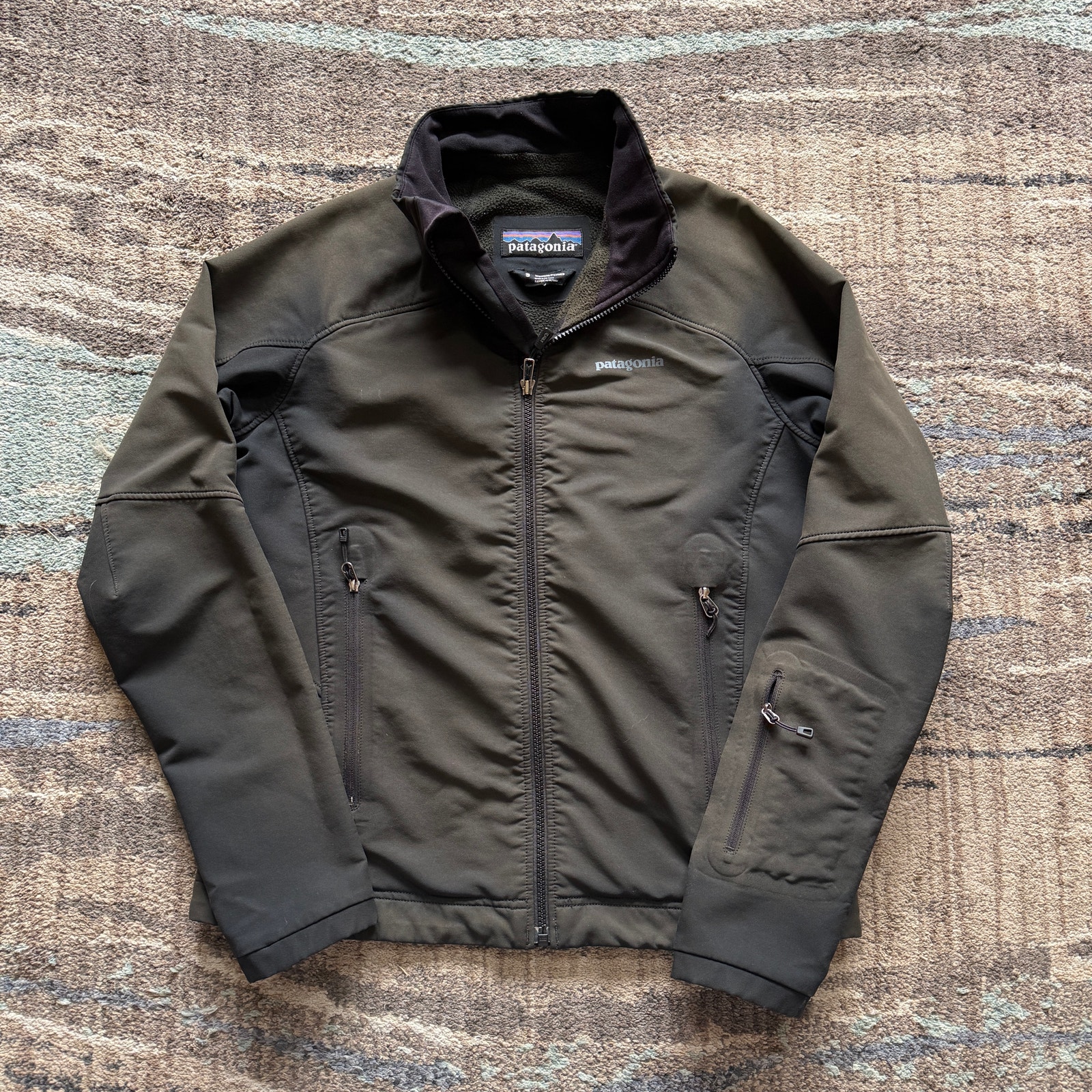 Women's Patagonia Faded Black Soft Shell Fleece Lined Zip Guide Jacket Sz Small