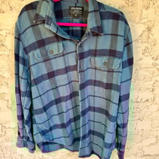 Filson Flannel Work Shirt Size Large blue navy Plaid CC