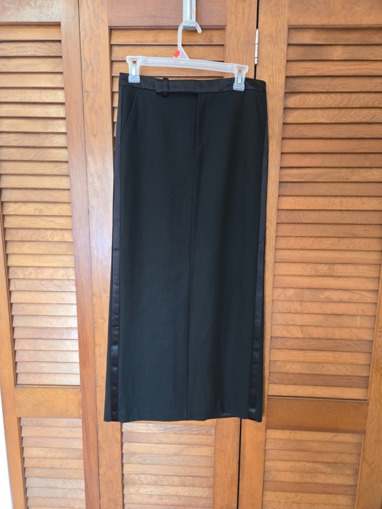 NWT Ralph Lauren Black Midi Long Skirt 100% Pure New Wool Lined Size 2