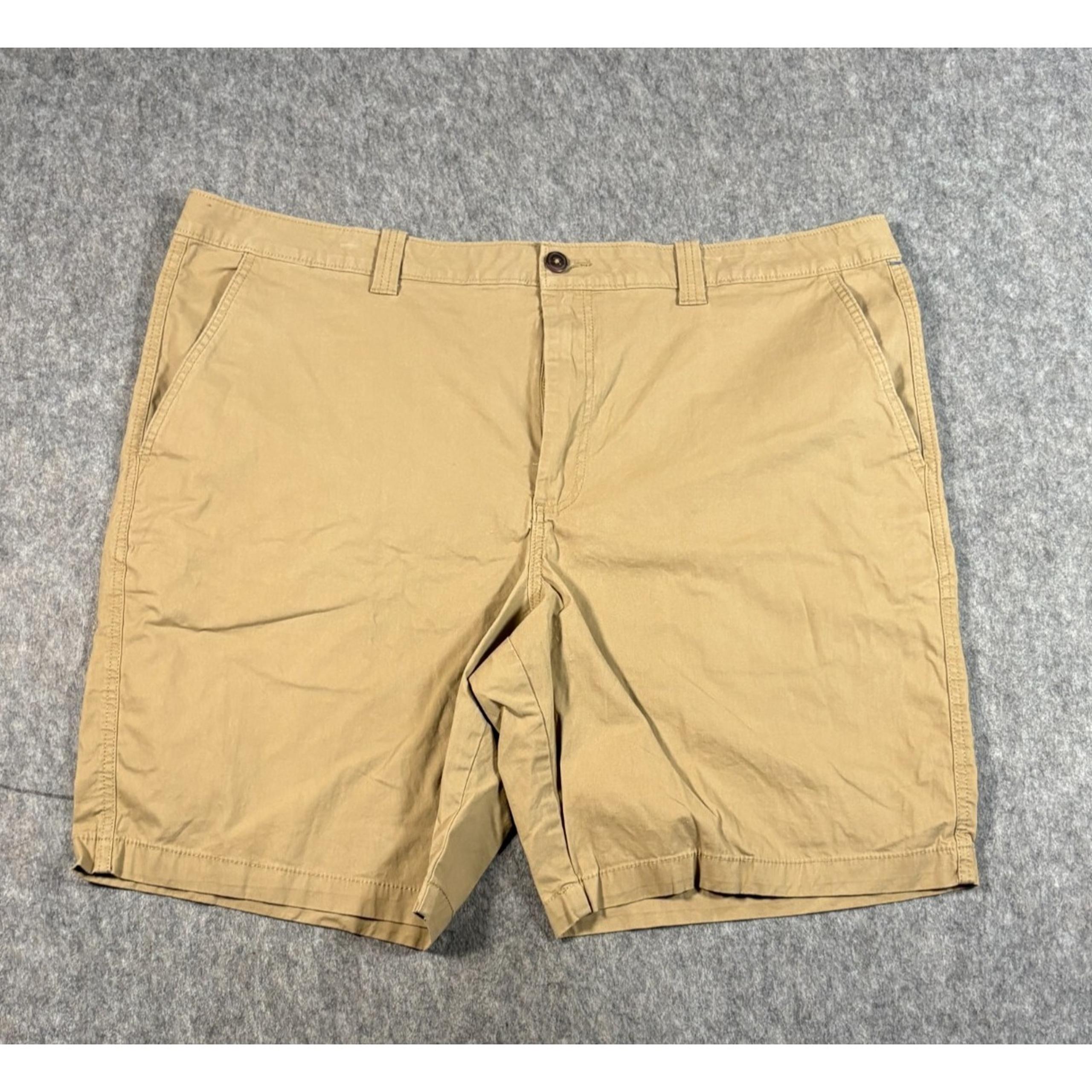 Magellan Outdoors Men's Golf Shorts Size 44 Khaki Chino Flat Front Travel Casual