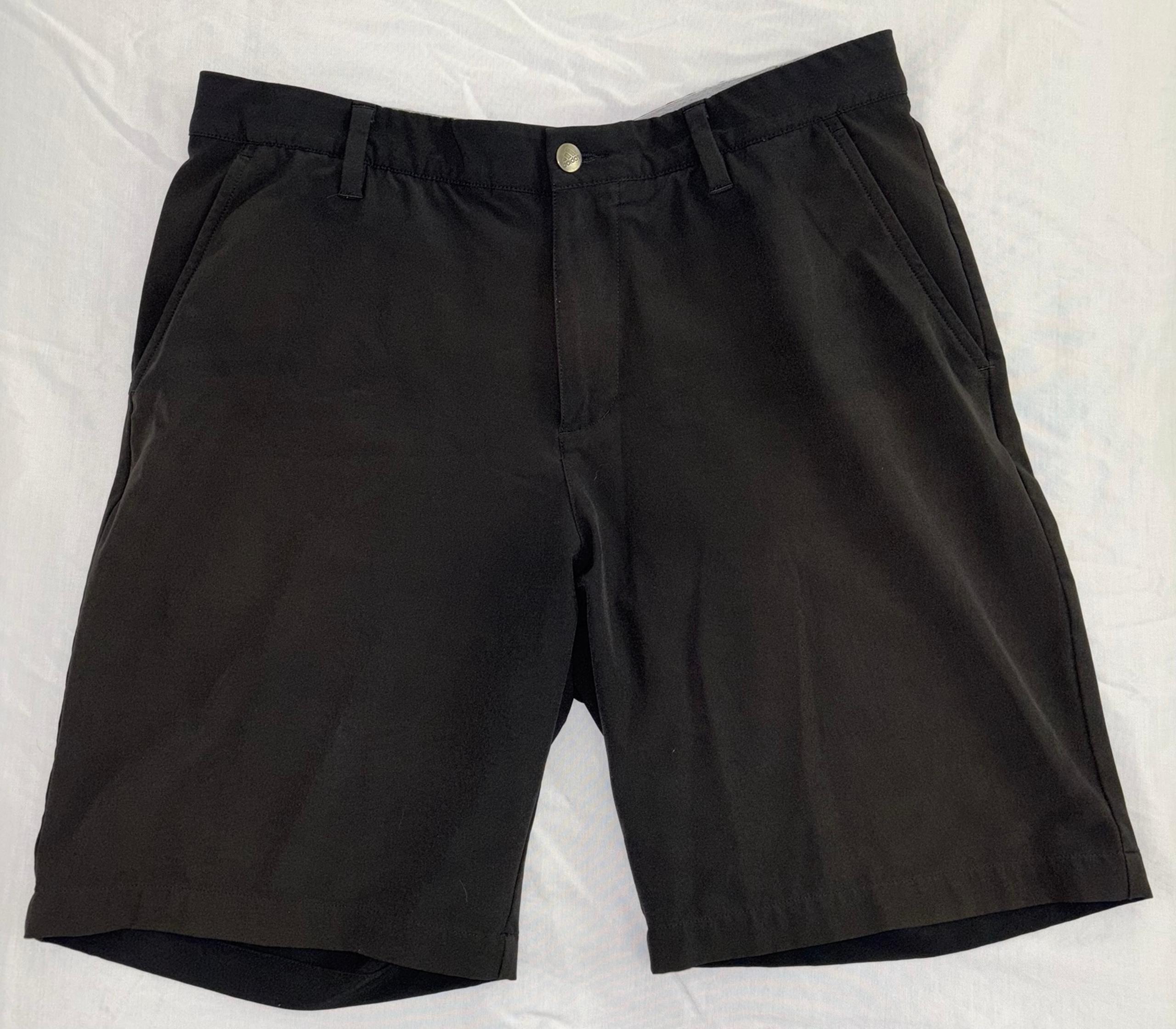 CASUAL SHORTS MEN’S SIZE 34 - Adidas