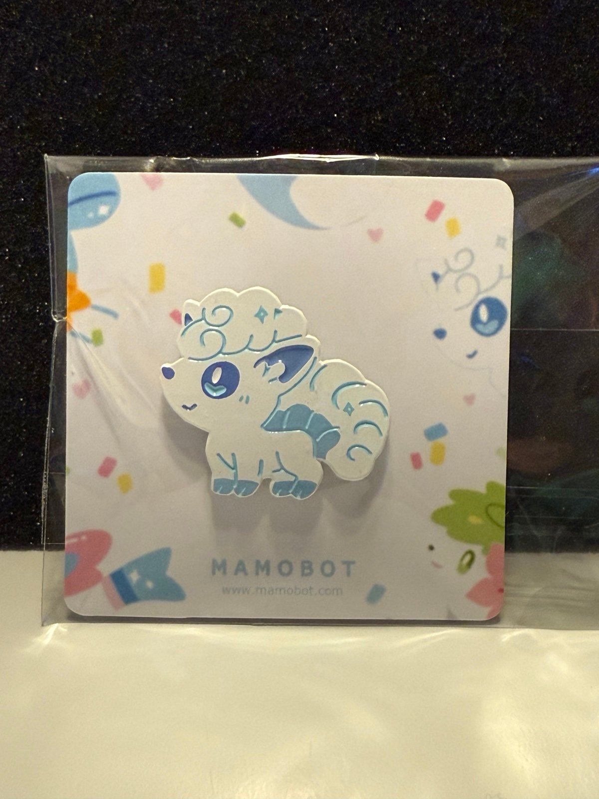 Alolan Vulpix Pokemallow Pin