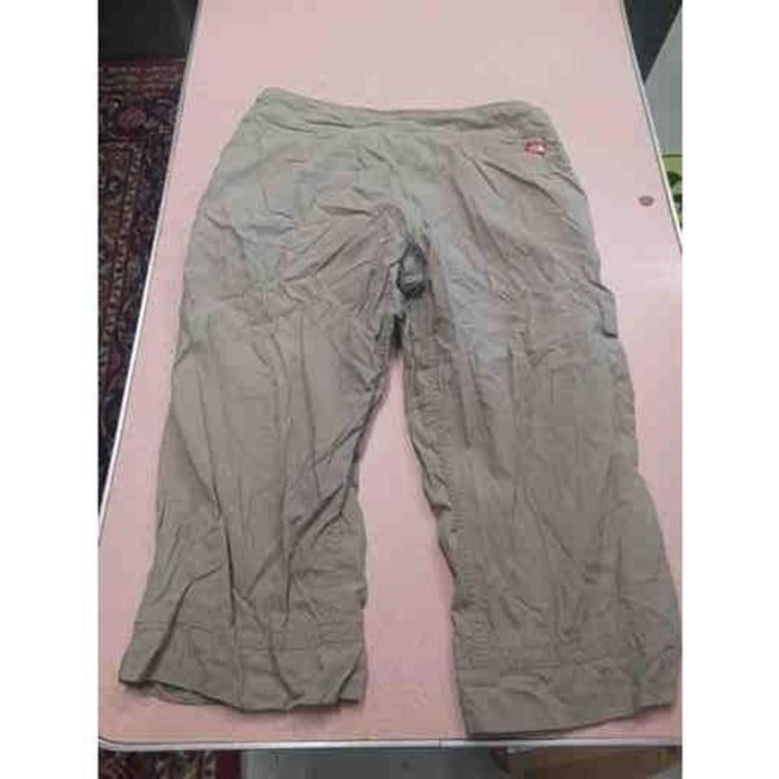 Women's The North Face cropped vented cargo pant