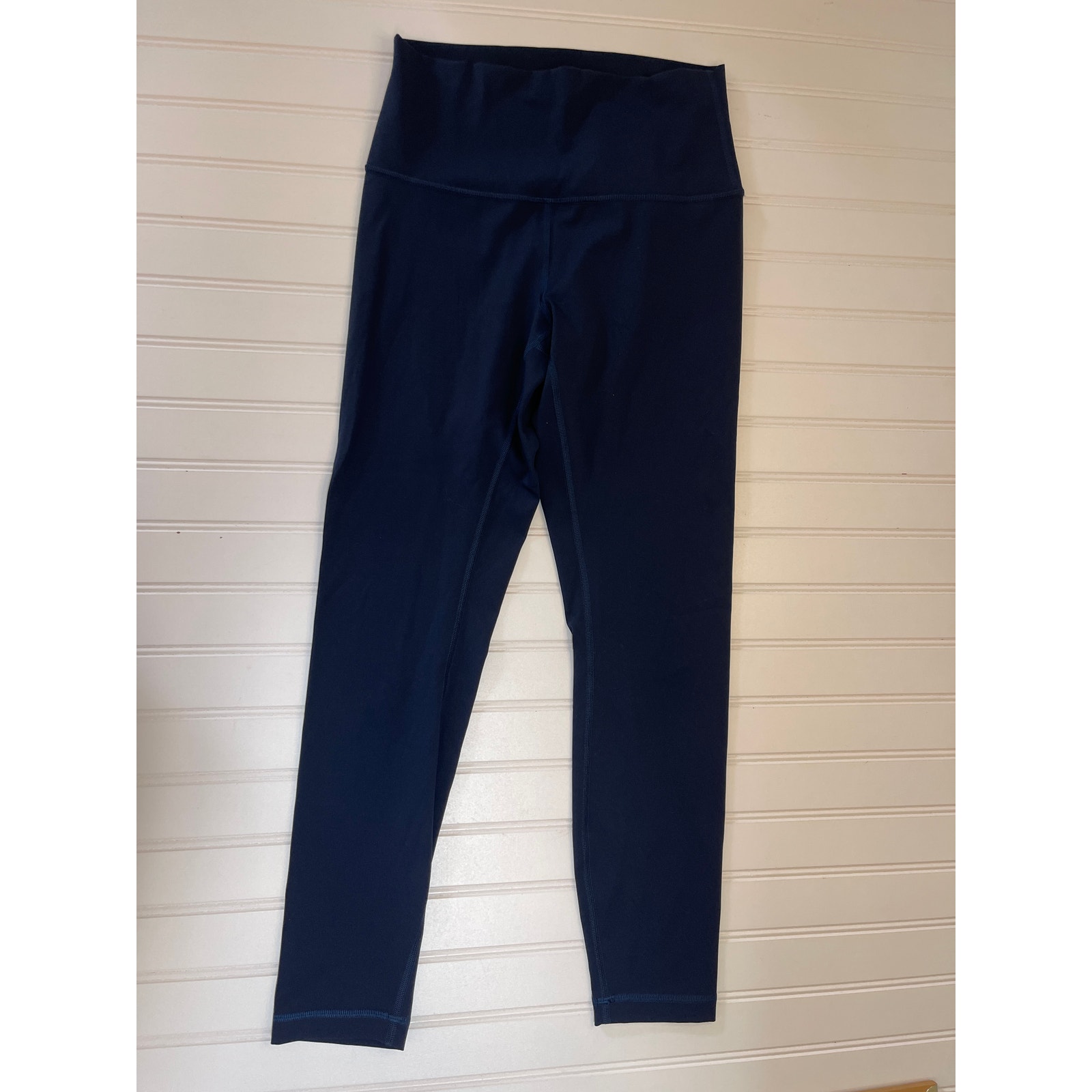 Lululemon Navy Blue Leggings Activewear Excellent Condition - Size Women's 6