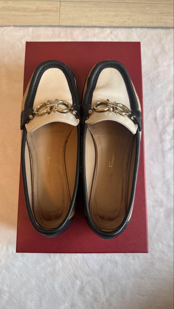 Salvatore Ferragamo Loafers (Beige x Black) with Box