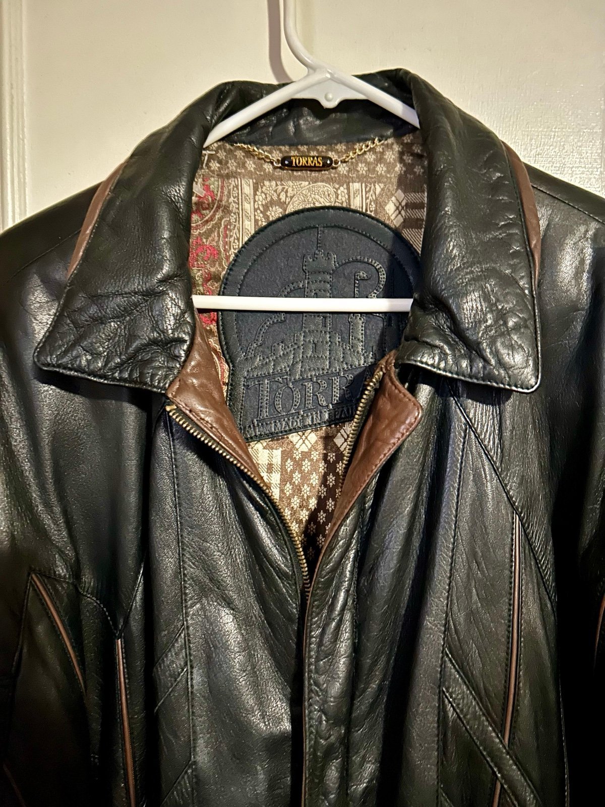 RARE TORRAS LEATHER JACKET SIZE 42/ L- XL