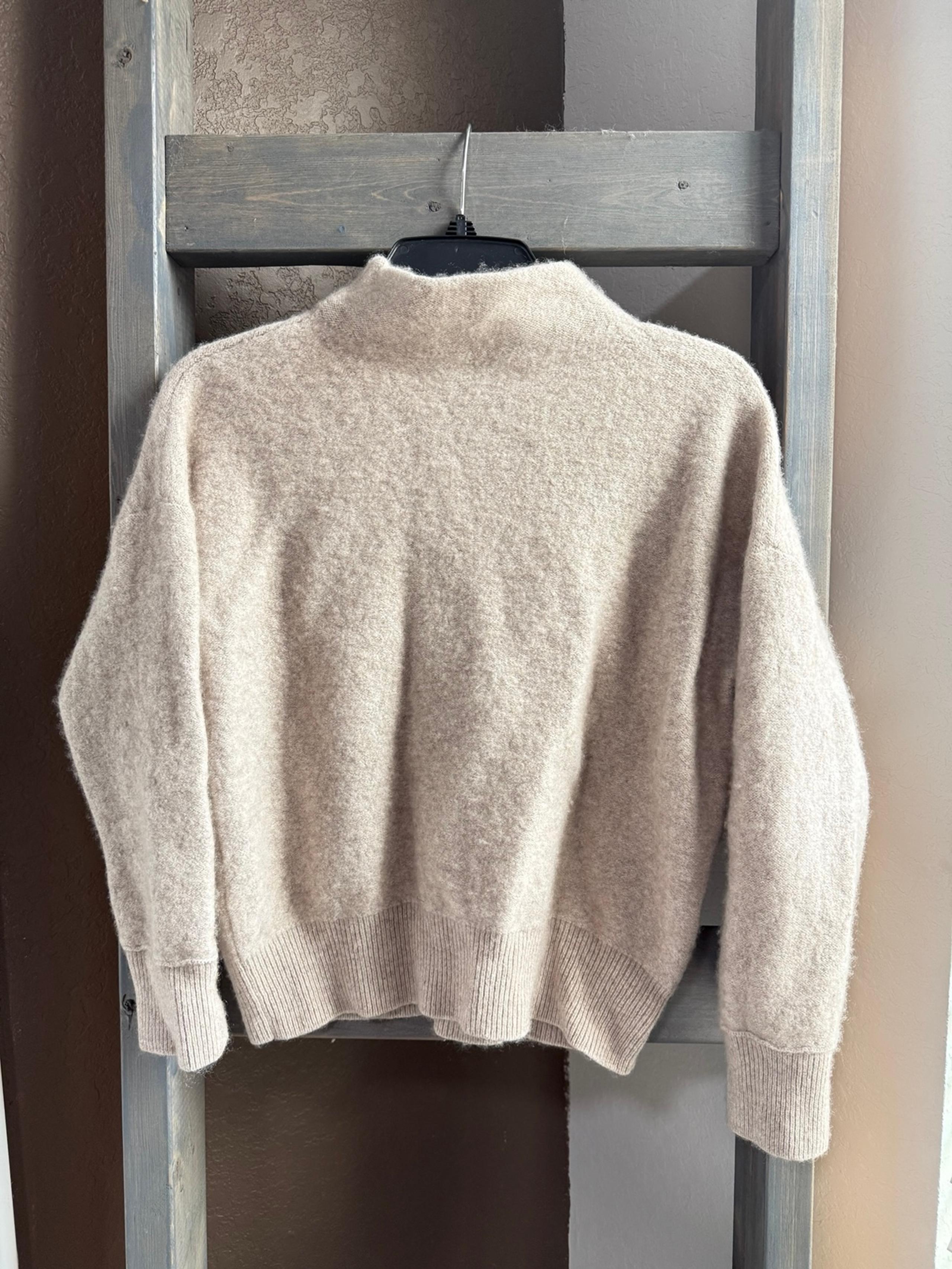 Tahari Women’s 100% 2-Ply Cashmere Mock Neck Sweater Beige Size Large