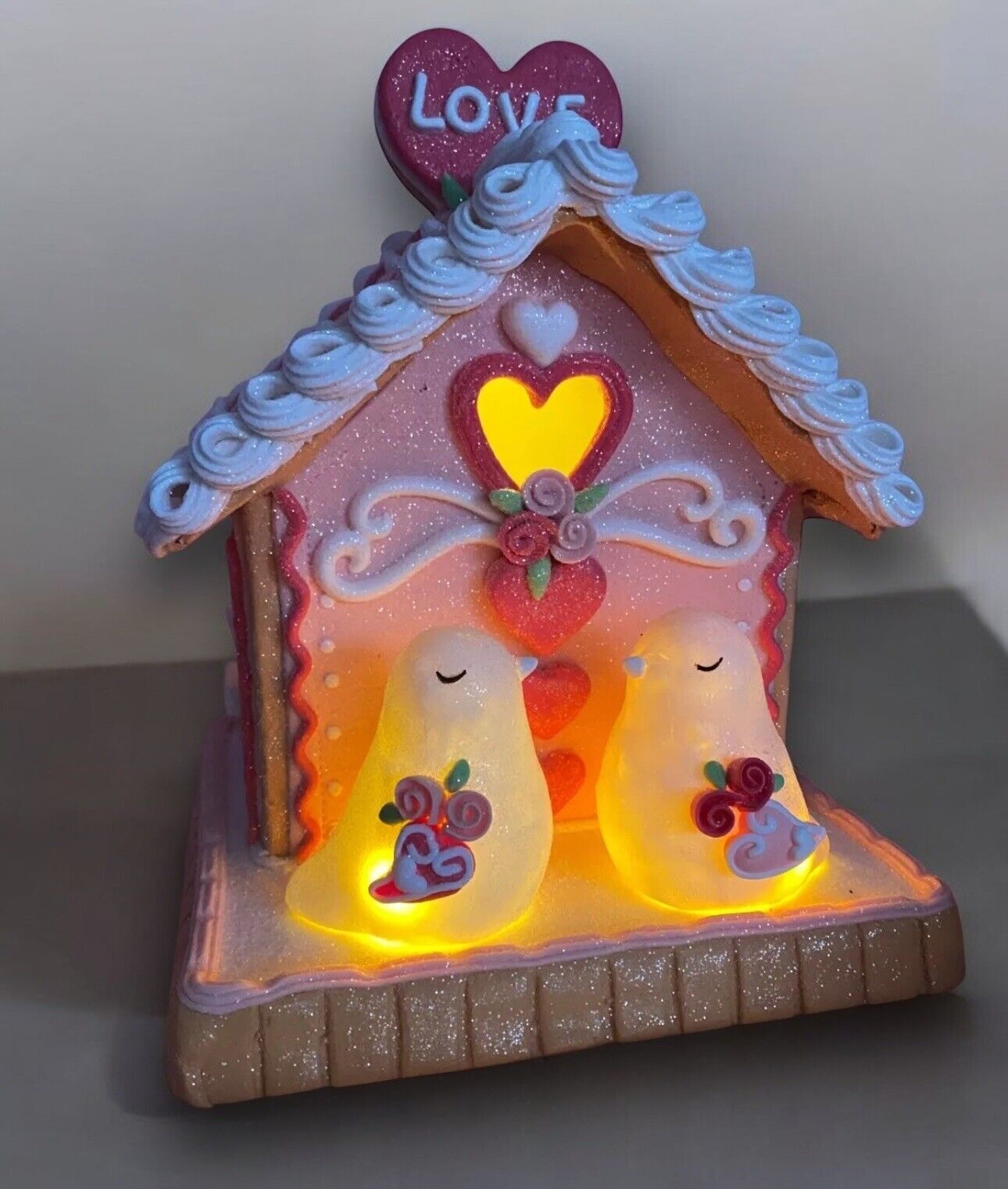 Valentine’s Day Cupcake Gingerbread Hearts Bird House Cupcakes and Cashmere NW