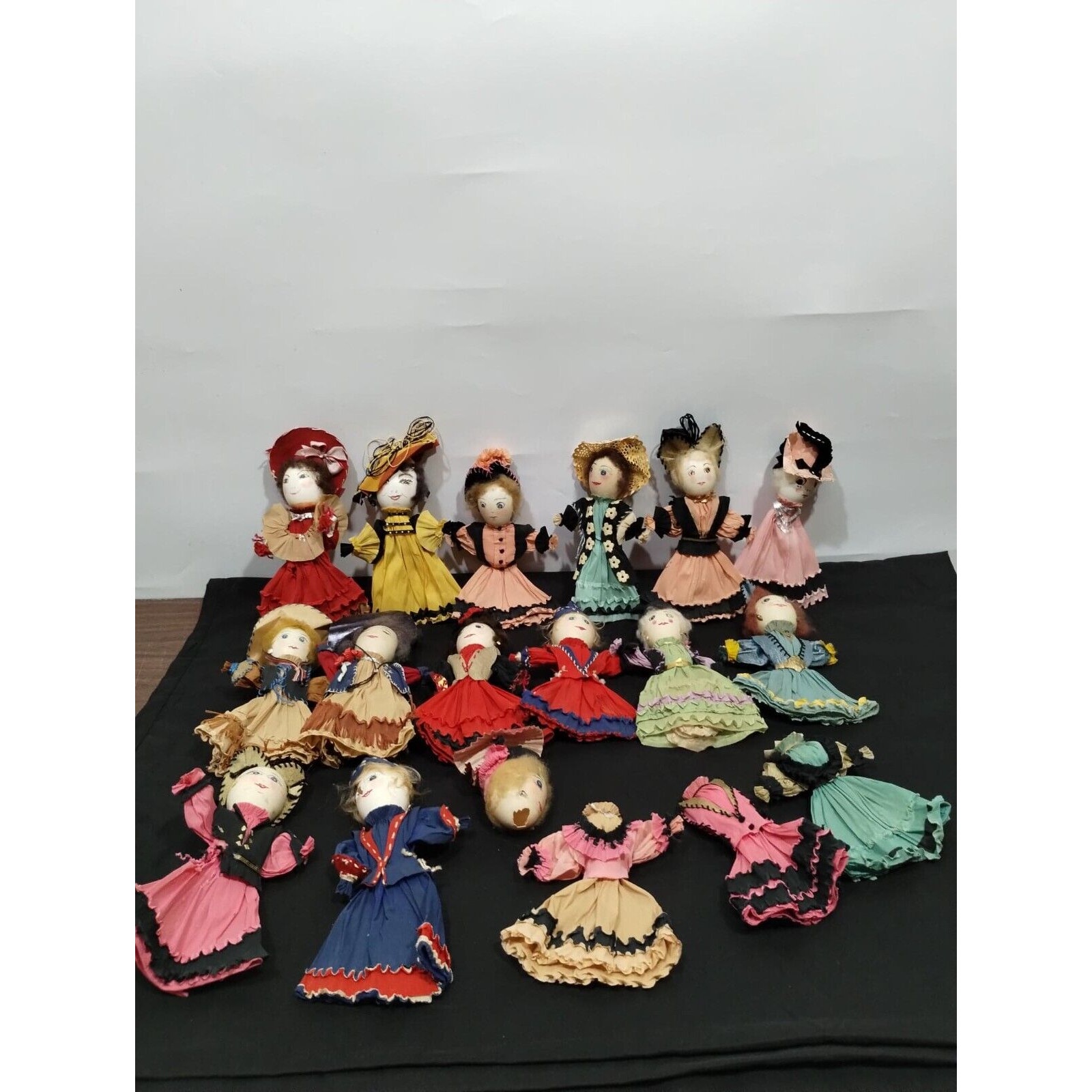 Lot of 14 Vintage Handmade Egghead Dolls Real Eggs Plus Extras READ DESCRIPTION