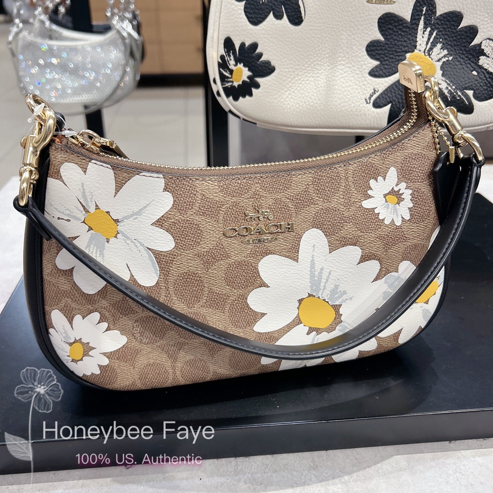 NWT coach Teri Shoulder Bag With Floral Print
