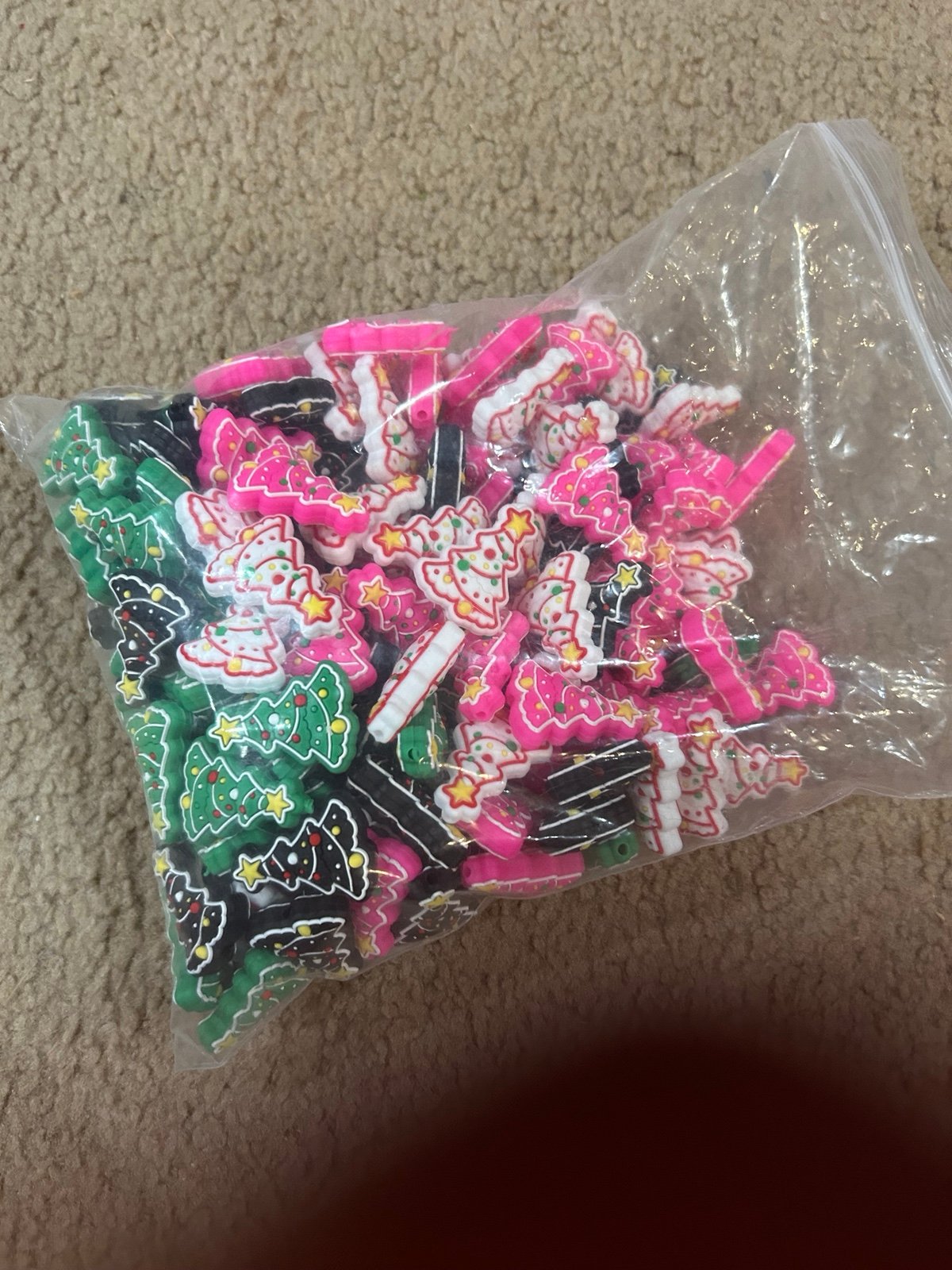 New lot of 50pcs Christmas tree focal beads
