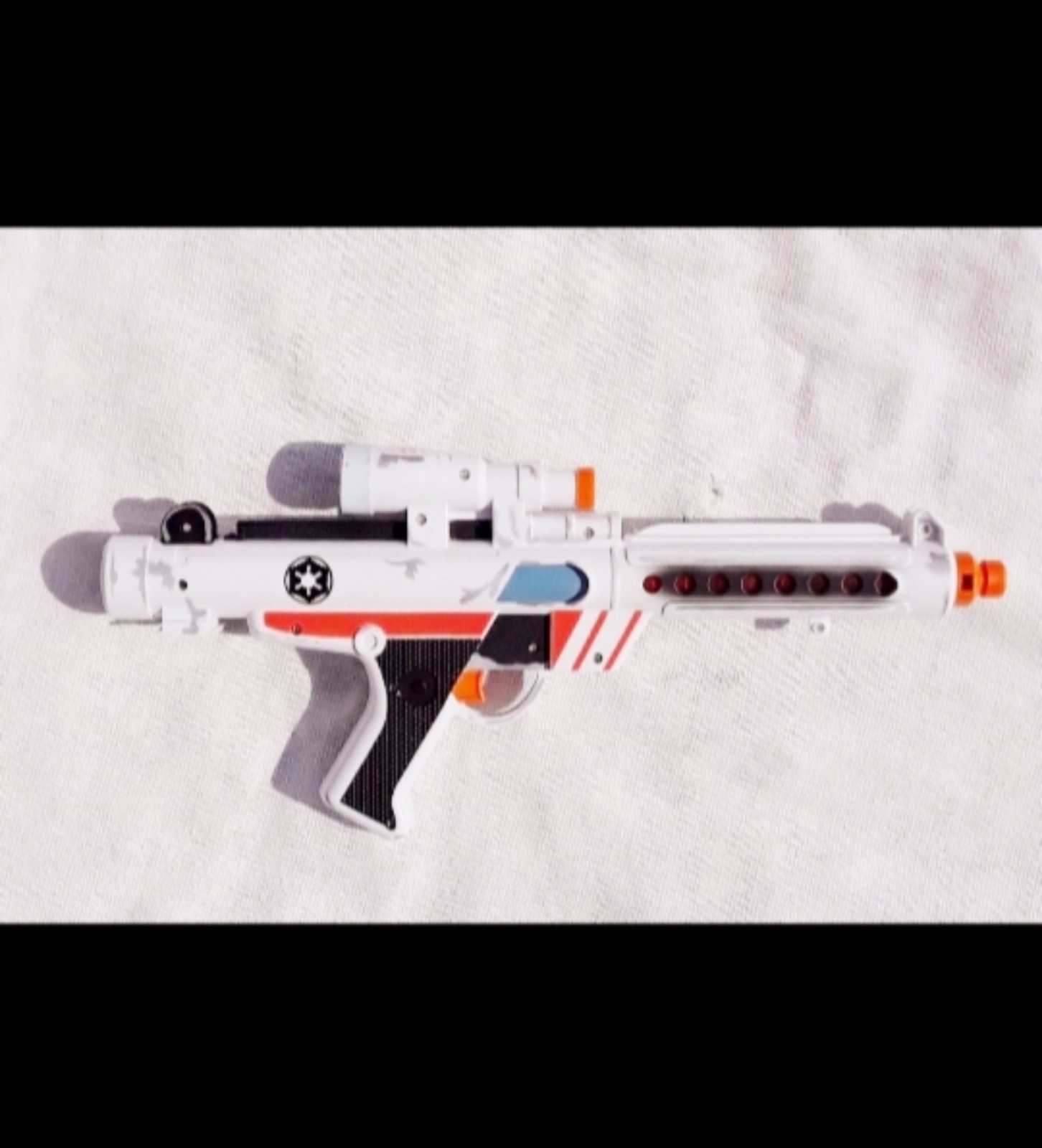 HASBRO 1996 Star Wars Stormtrooper Electronic E-11 White Blaster