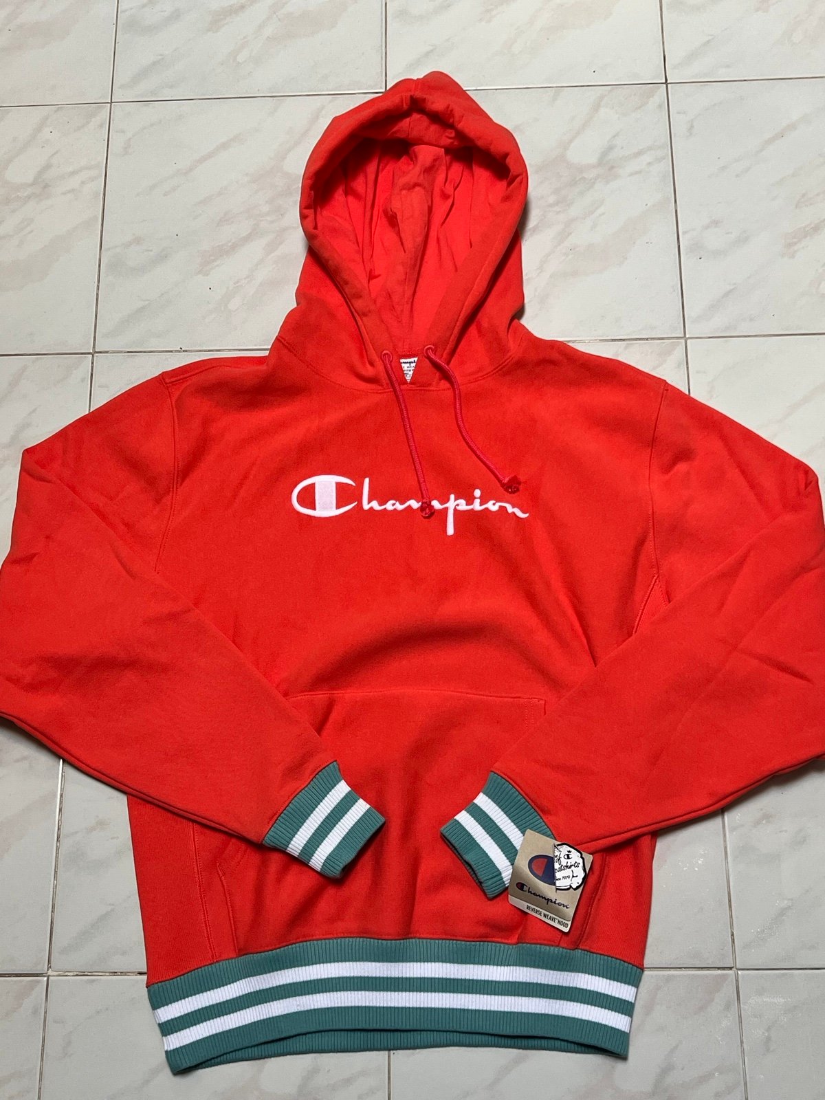 Champion Reverse Weave Embroidered Stitched Sewn Pullover Hoodie Sweater Men M