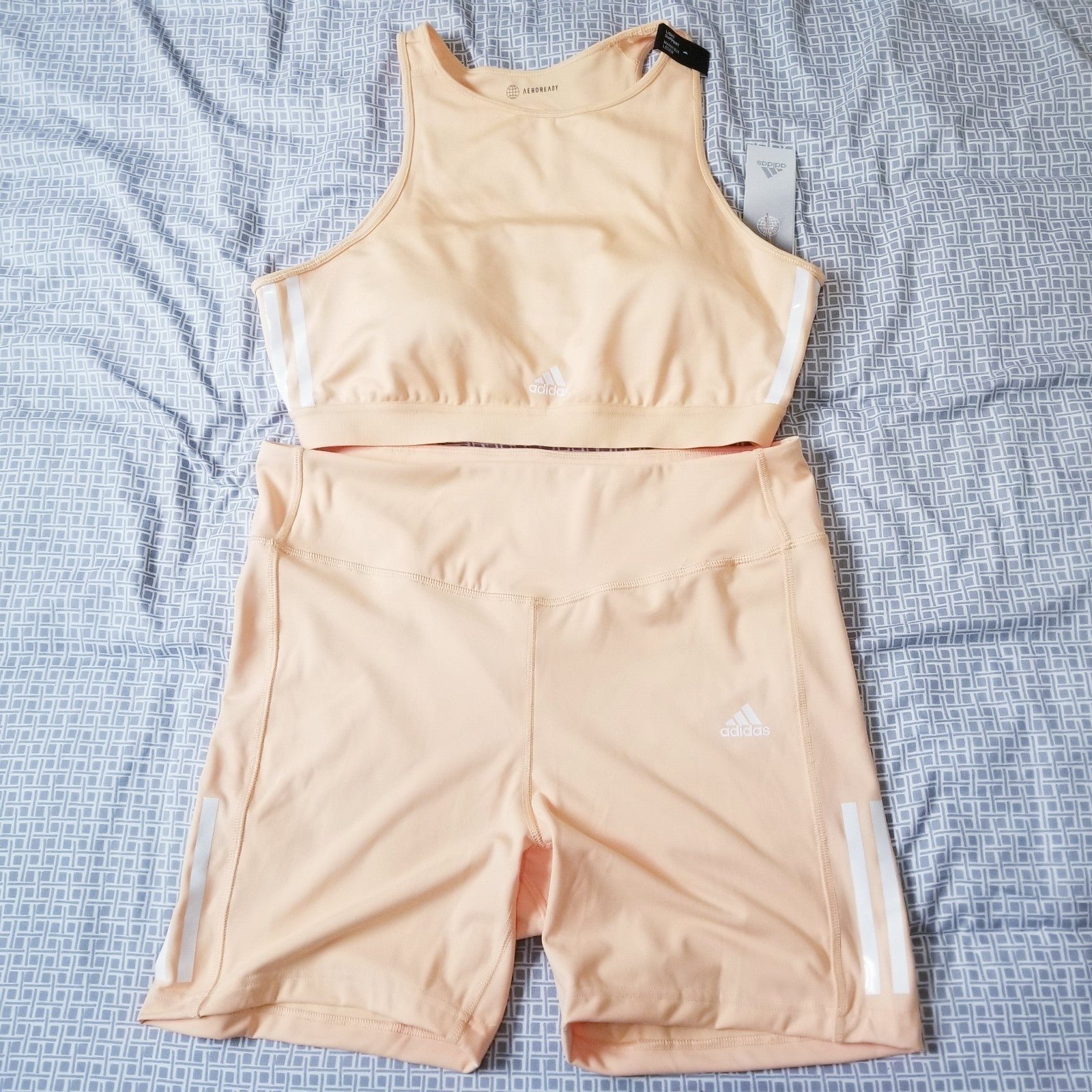 Adidas 3-Stripes tights Size XL shorts