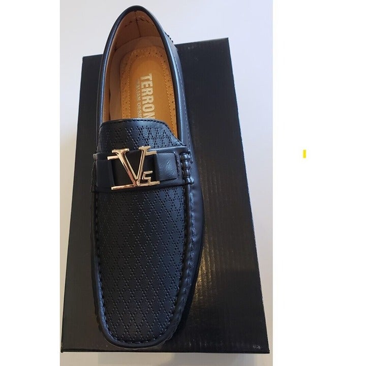 Italian Style Shoes Terroni Black W Design Embossed on Shoe V Shaped Ornament