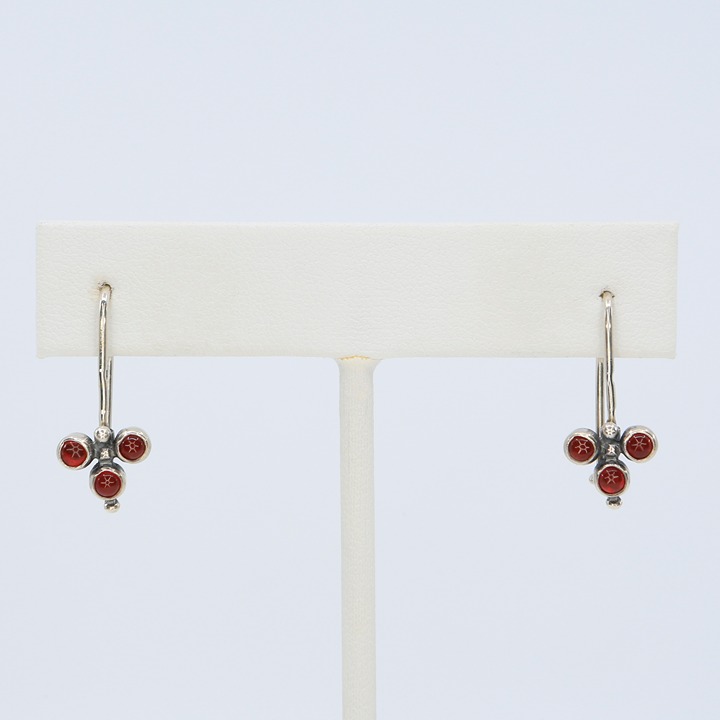 Vintage 925 Silver Carnelian Cabochon Gemstone Artesian Leverback Drop Earrings