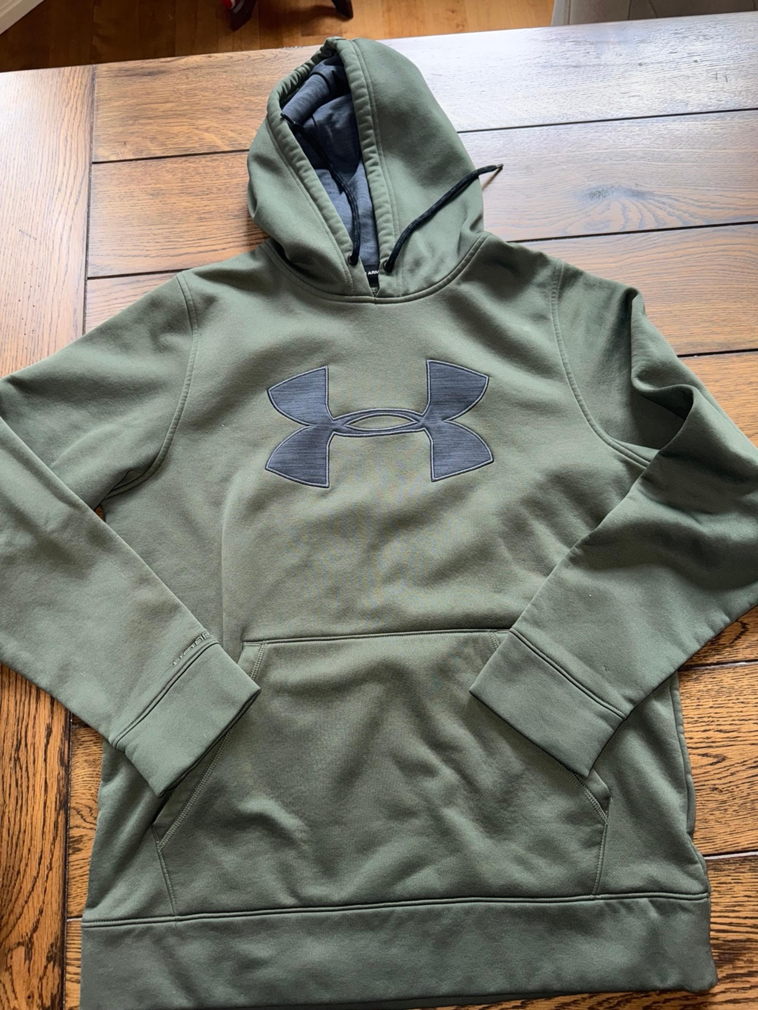 Under armour men’s sweatshirt