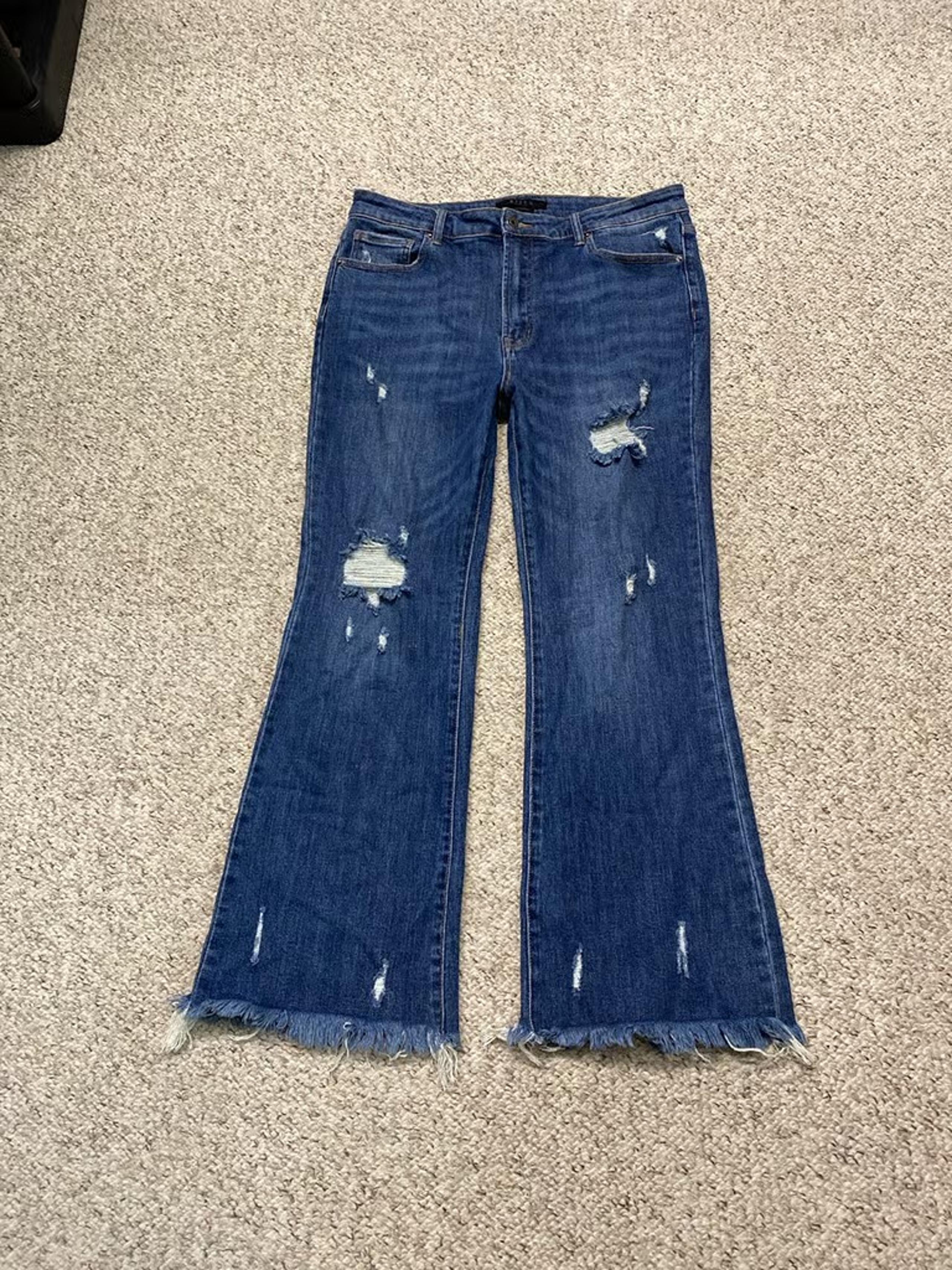 32/15  Buckle Risen High-Rise Distressed Ankle Flare Raw Fray Hem Jeans XRDP1418