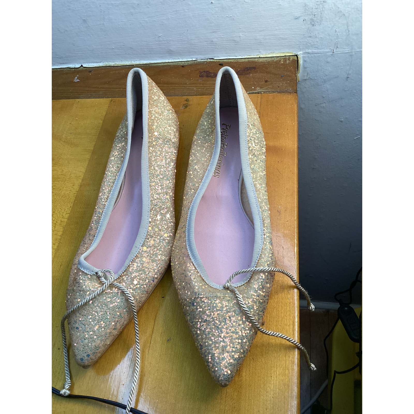 Pretty Ballerinas Women's Ballet Flat Shoes Size 6.5