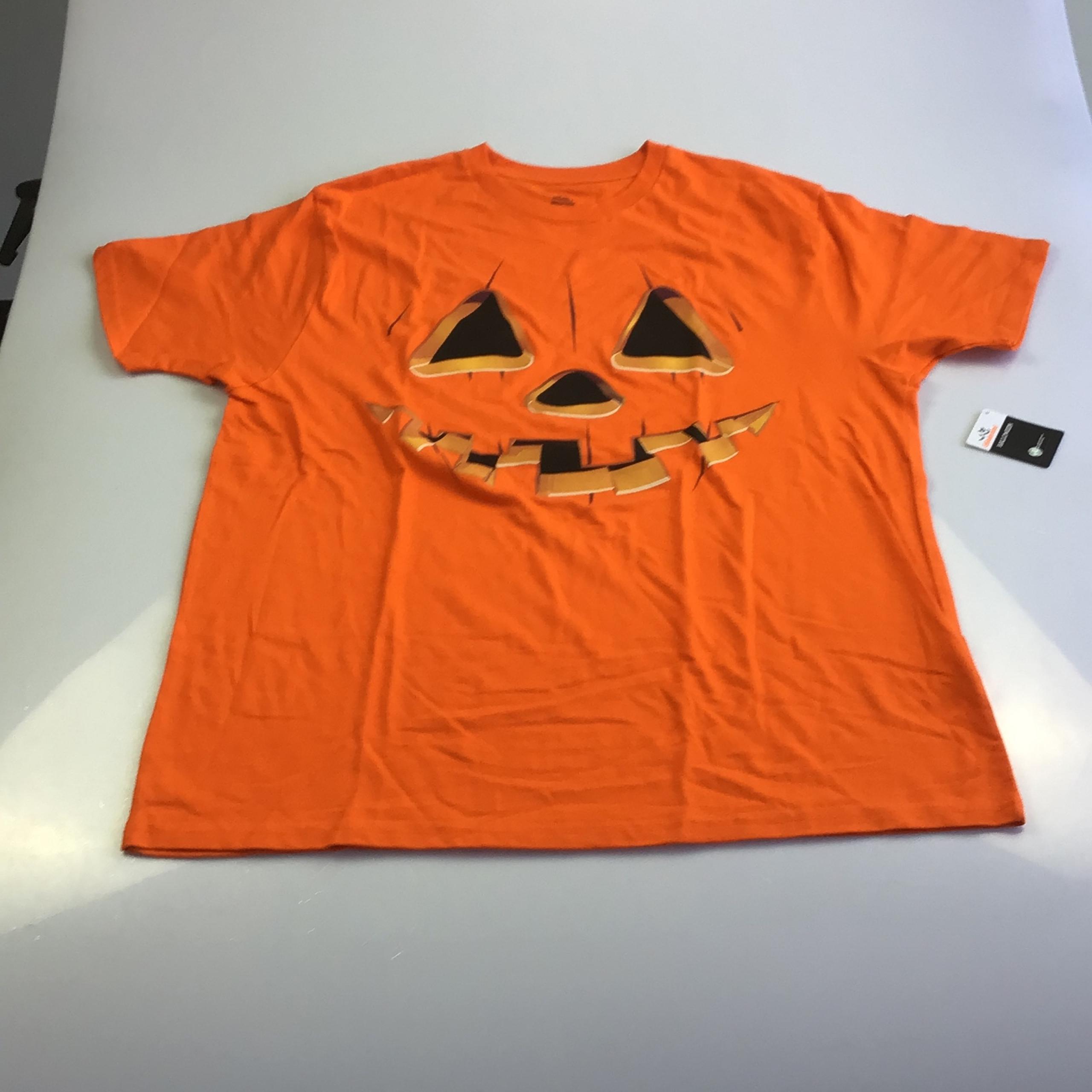 Walmart men’s short sleeve T-shirt Halloween size L