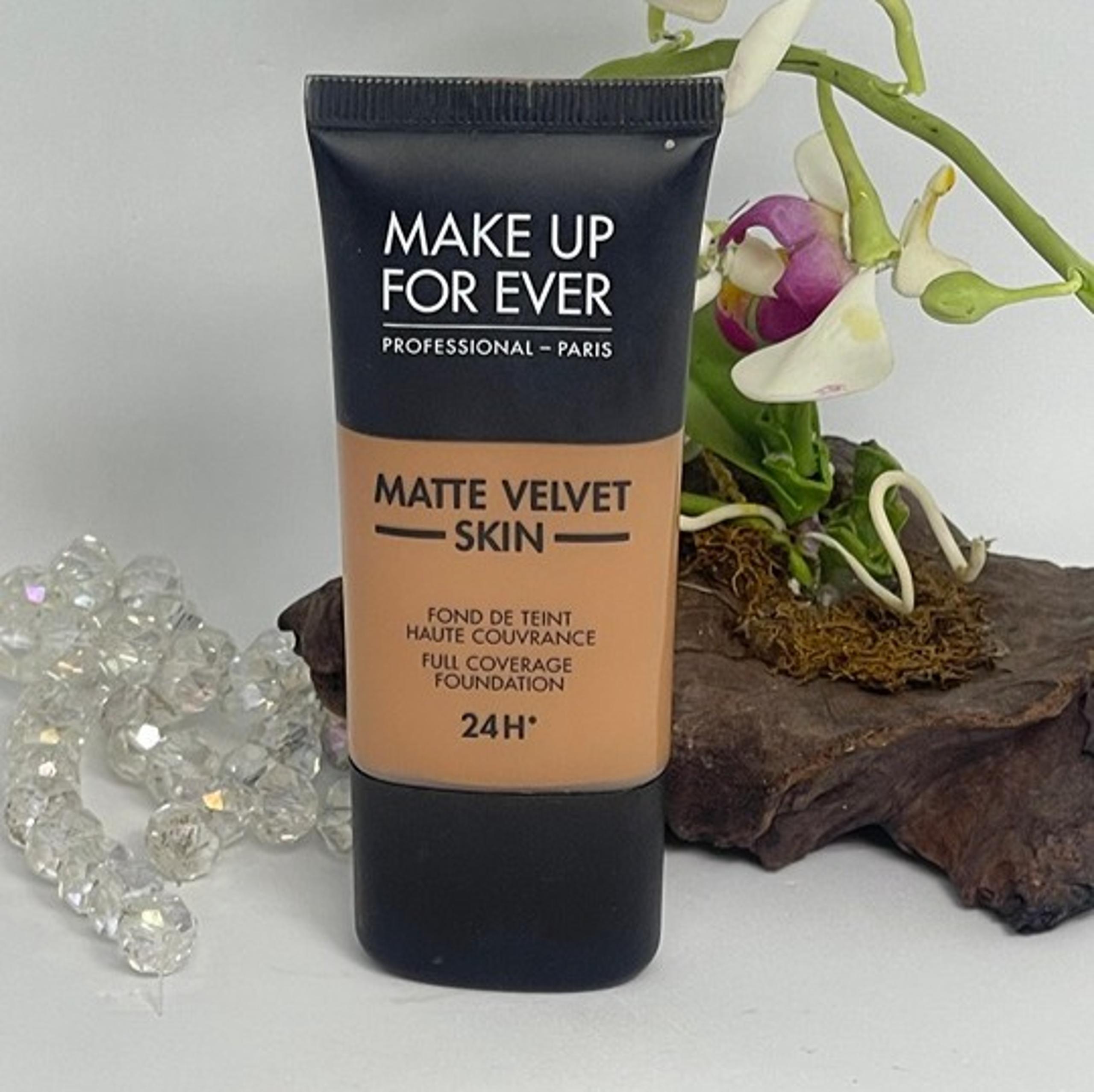 Make Up For Ever Matte Velvet Skin Liquid Full Coverage Foundation - Y503 - New