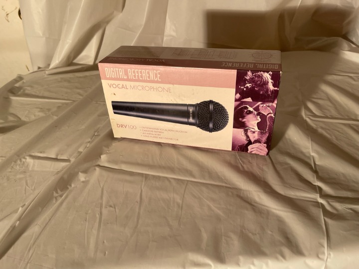 digital reference drv100 dynamic cardioid handheld microphone