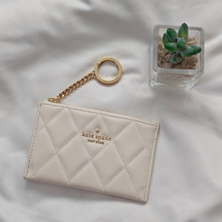 New Kate Spade Carey Smooth Quilted Small Card Holder Meringue KG426 139