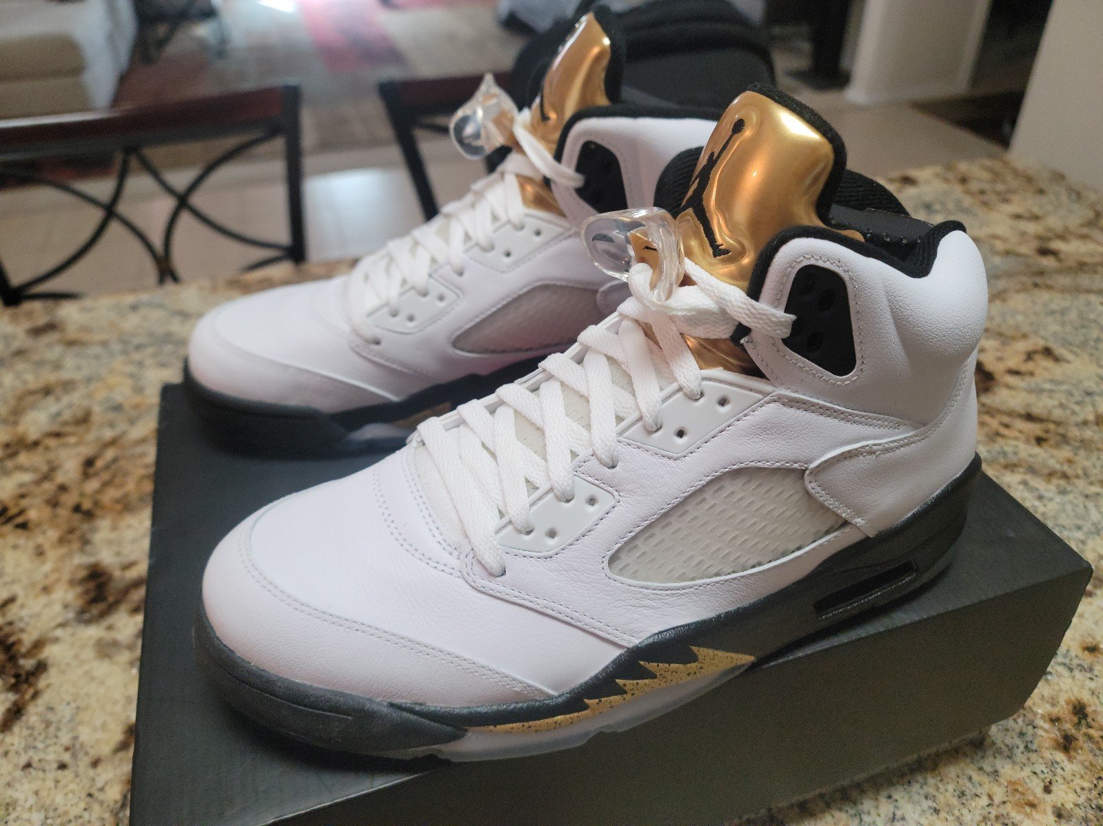 Jordan retro 5 Olympic Gold