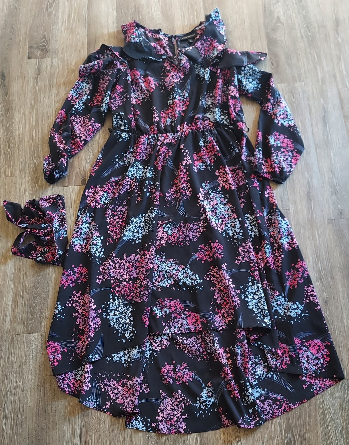 Lane Bryant Women’s cold shoulder high low black floral dress Plus sz 16