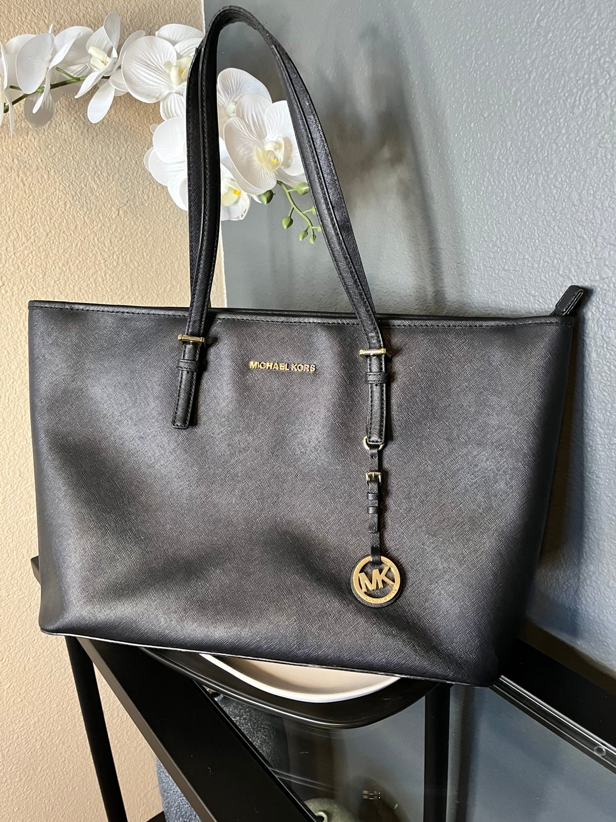michael kors tote black bag