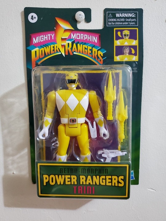 Mighty Morphin Power Rangers Retro Morphin White Ranger TRINI YELLOW EXCLUSIVE