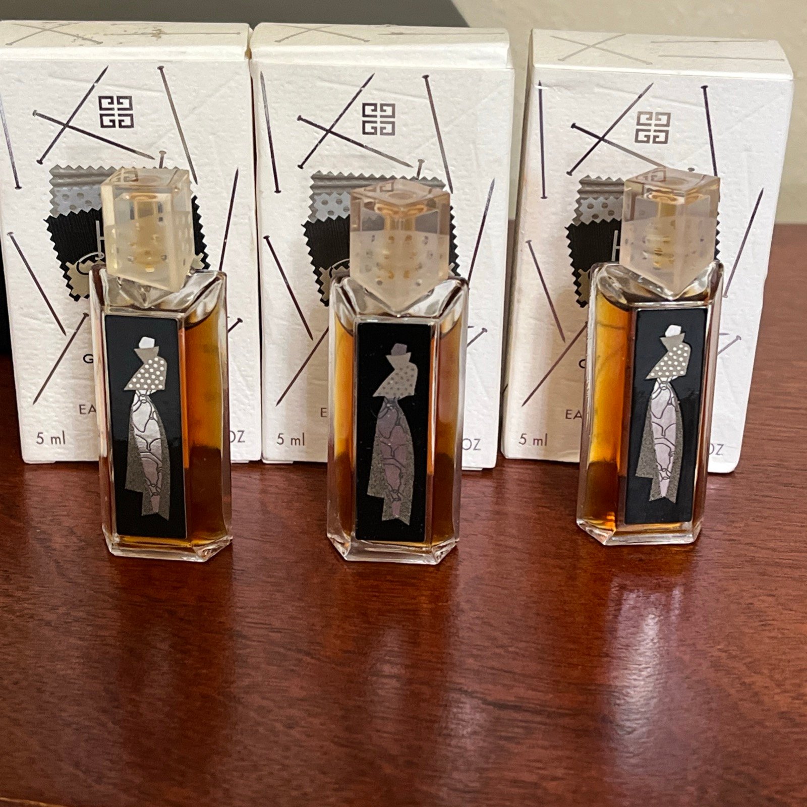 Givenchy Hot Couture Eau de Parfum lot of 3 miniature perfume bottles