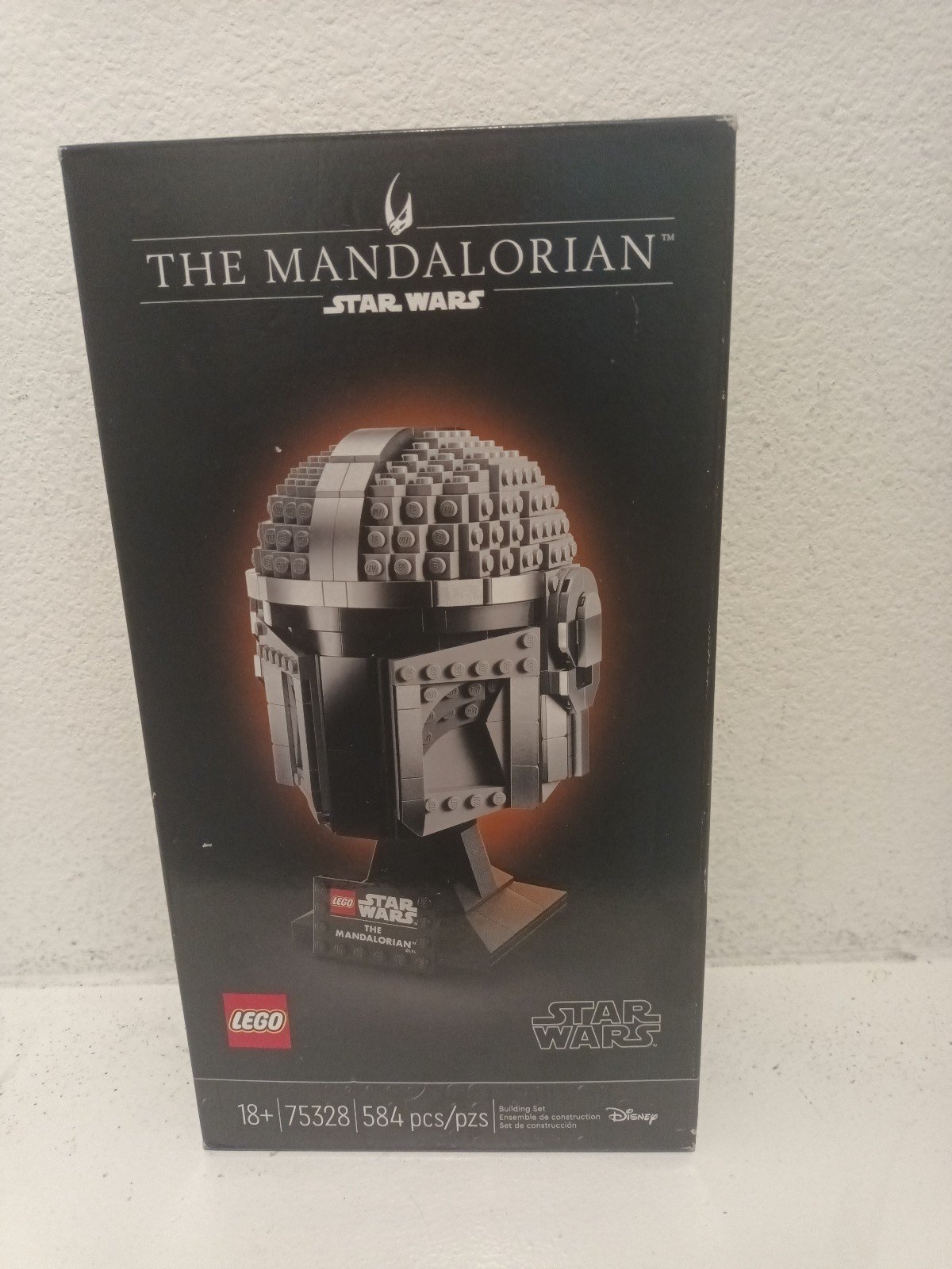 Lego star Wars the mandalorian helmet