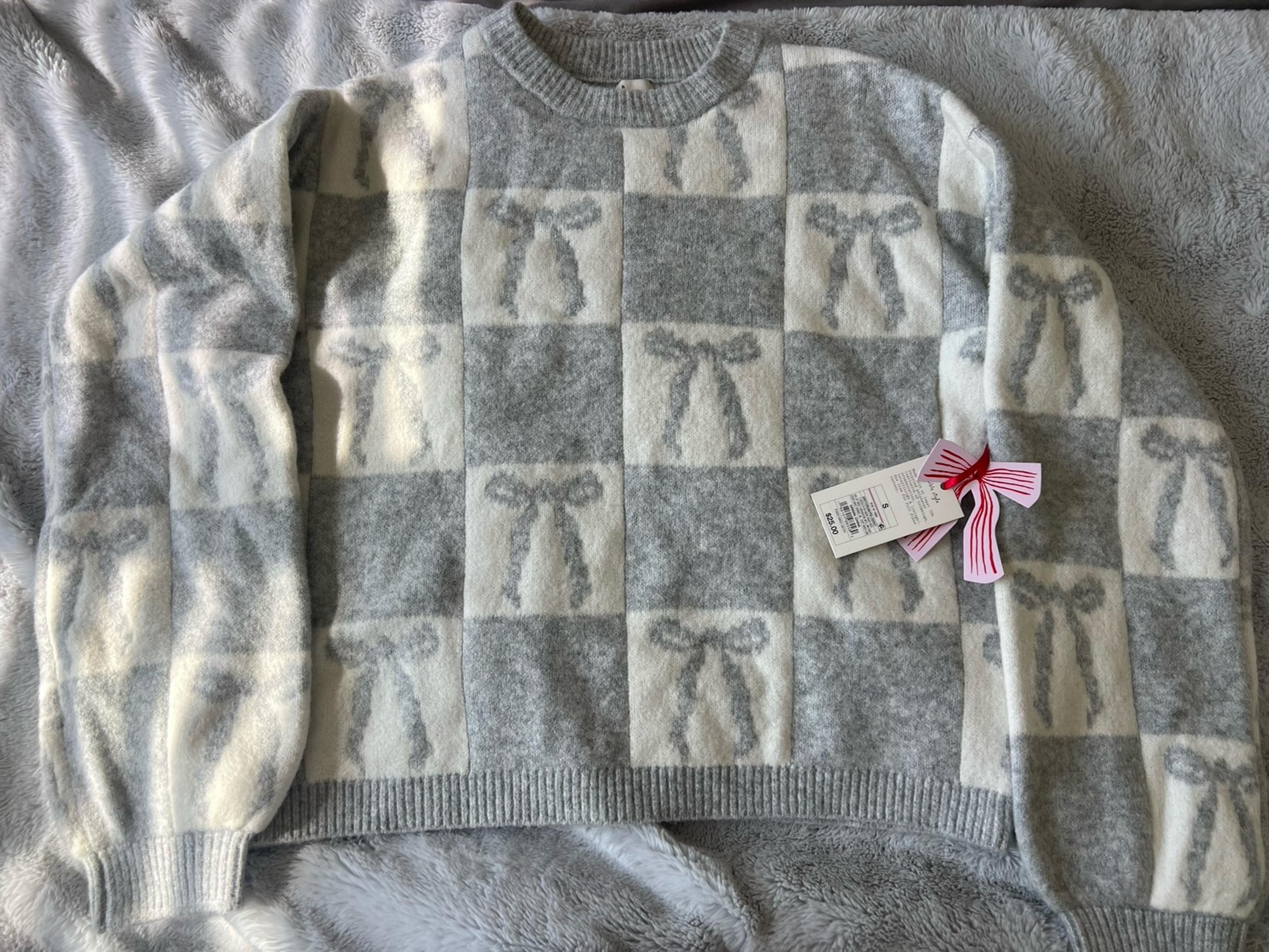 ribbon sweater - a new day