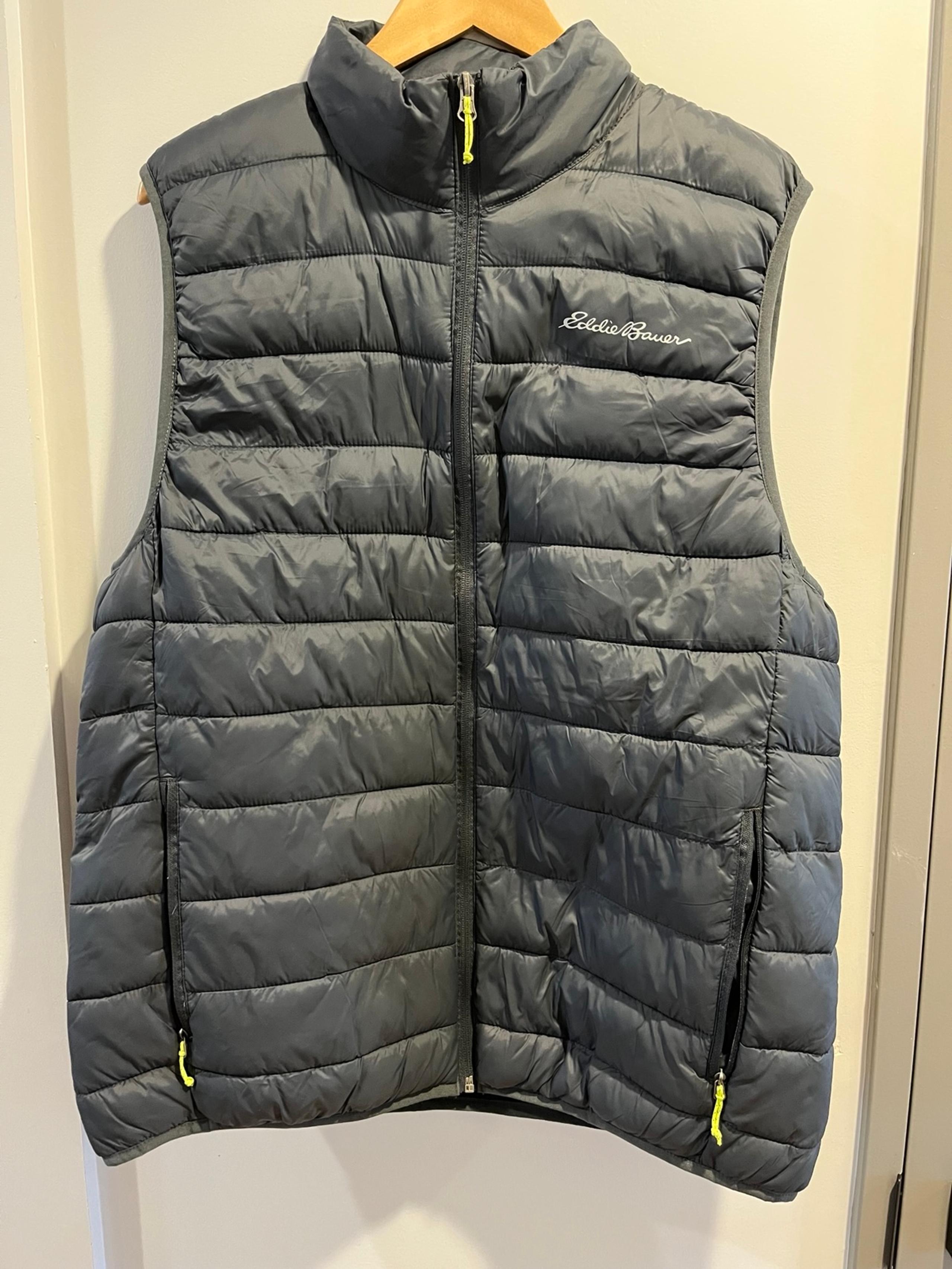 Eddie Bauer Men’s Puffer Vest
