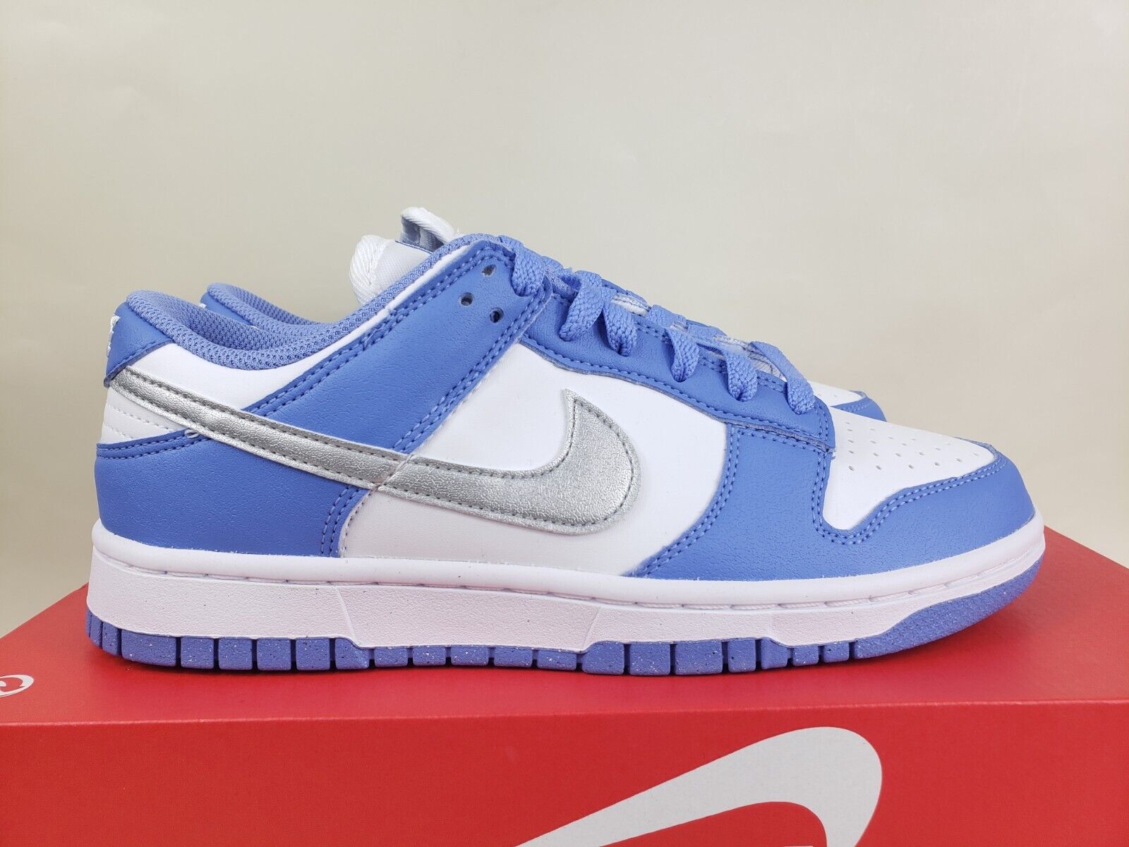 Nike Dunk Low Royal Pulse Womens Size 9 DD1873-402 New