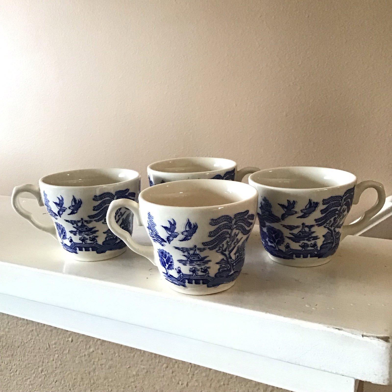 Vintage Blue Willow Chinoiserie Coffee Tea Cups, England (Set of 4)