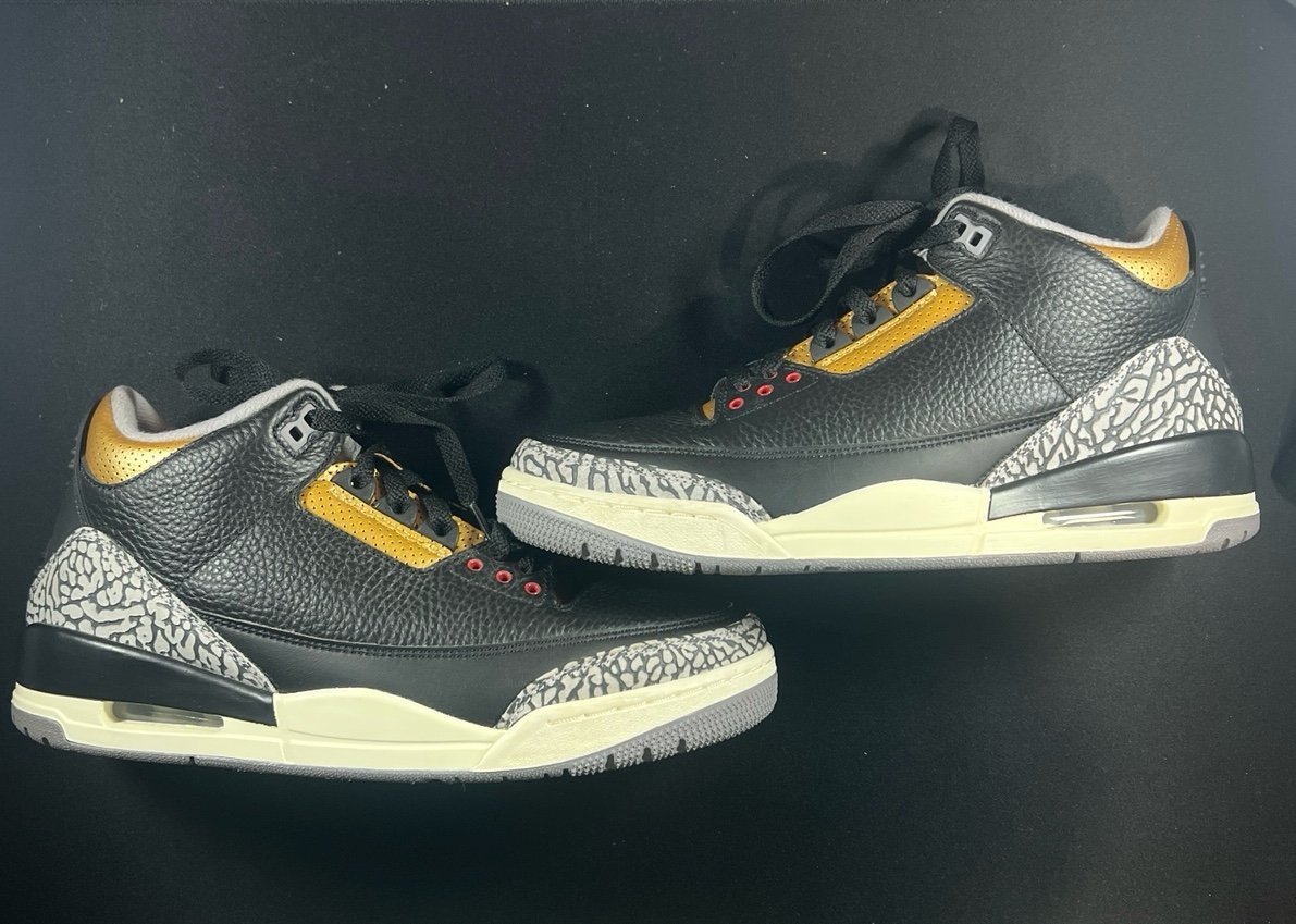Jordan 3 Retro - black fire red metallic gold - size M9/W10.5