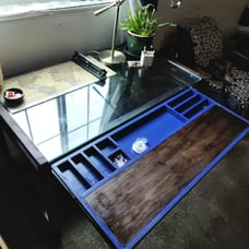 Modern desk