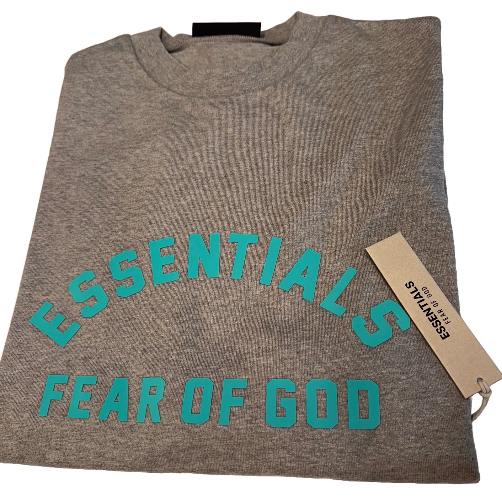 FEAR OF GOD ESSENTIALS Heavy Weight Tee Shirt Size Medium Dark Heather NWT