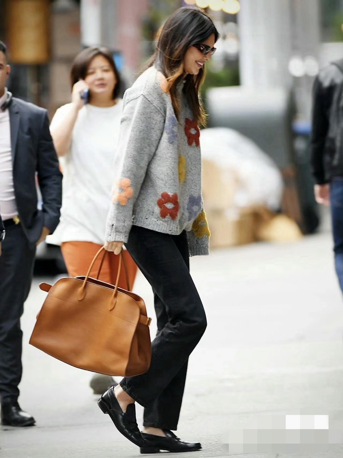 Acne Studios Flowers Sweater Kendall same style