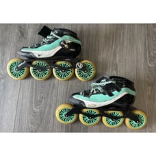 VNLA Vanilla Carbon Inline Speed Skates 7000 Series Green 13.2 195mm FOR PARTS
