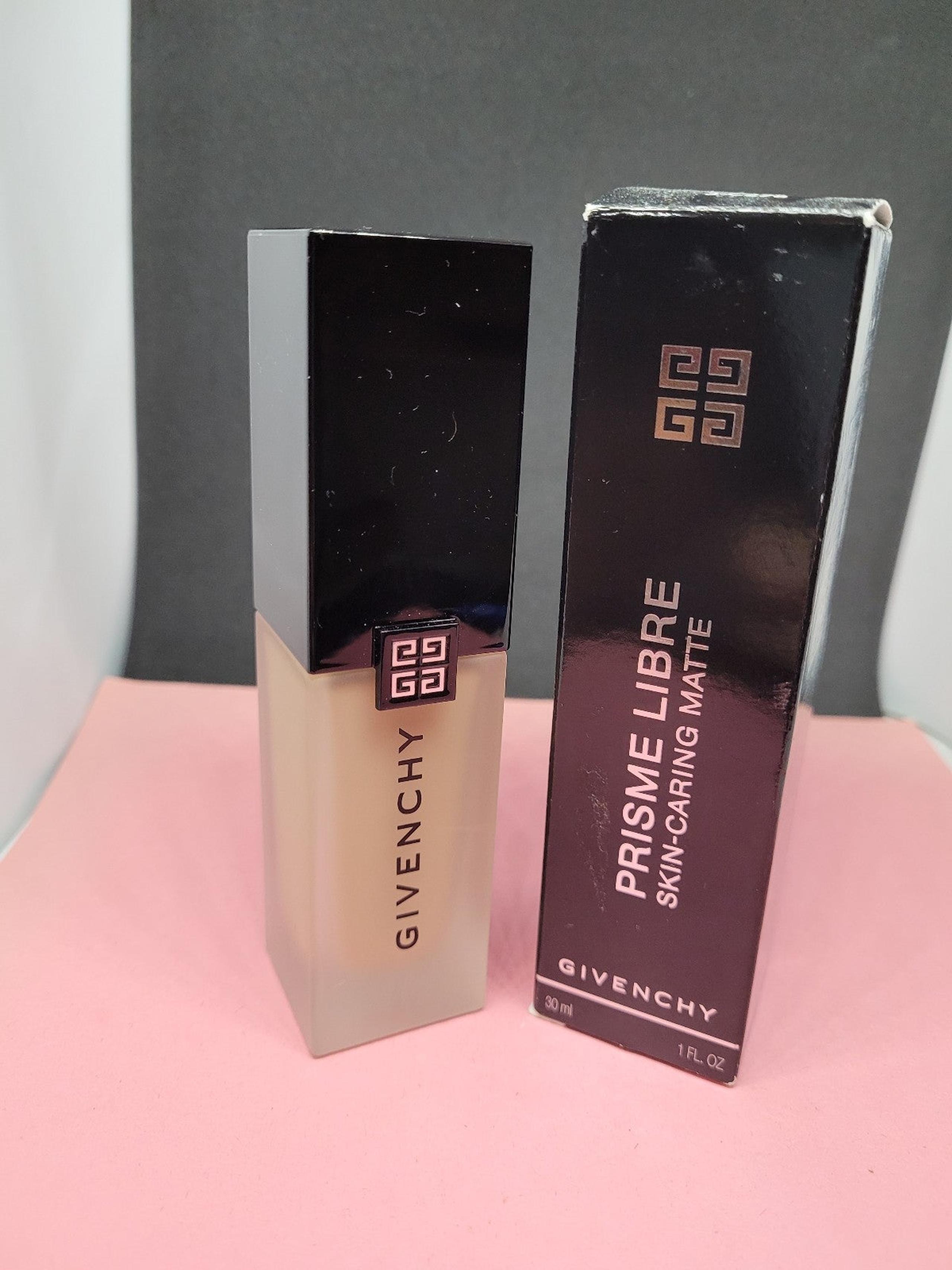 Givenchy Prisme Libre Skin-Caring Matte 3-C278