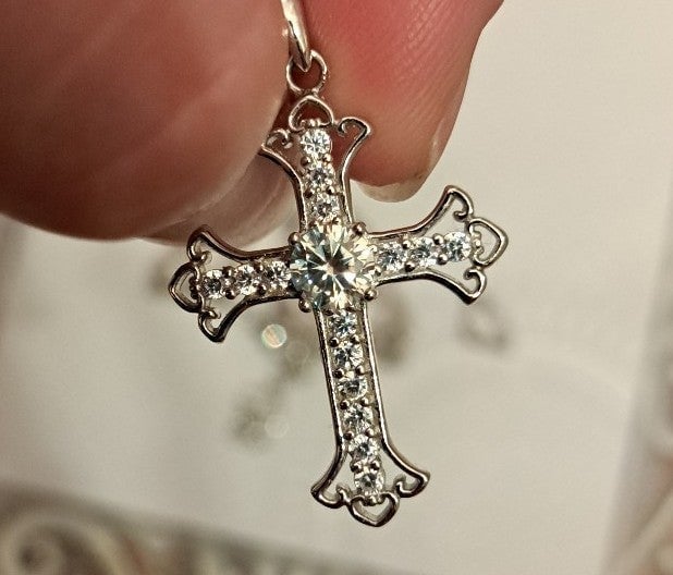 Certified GRA Moissanite Diamond Cross Necklace 1 CTW * (Unisex)