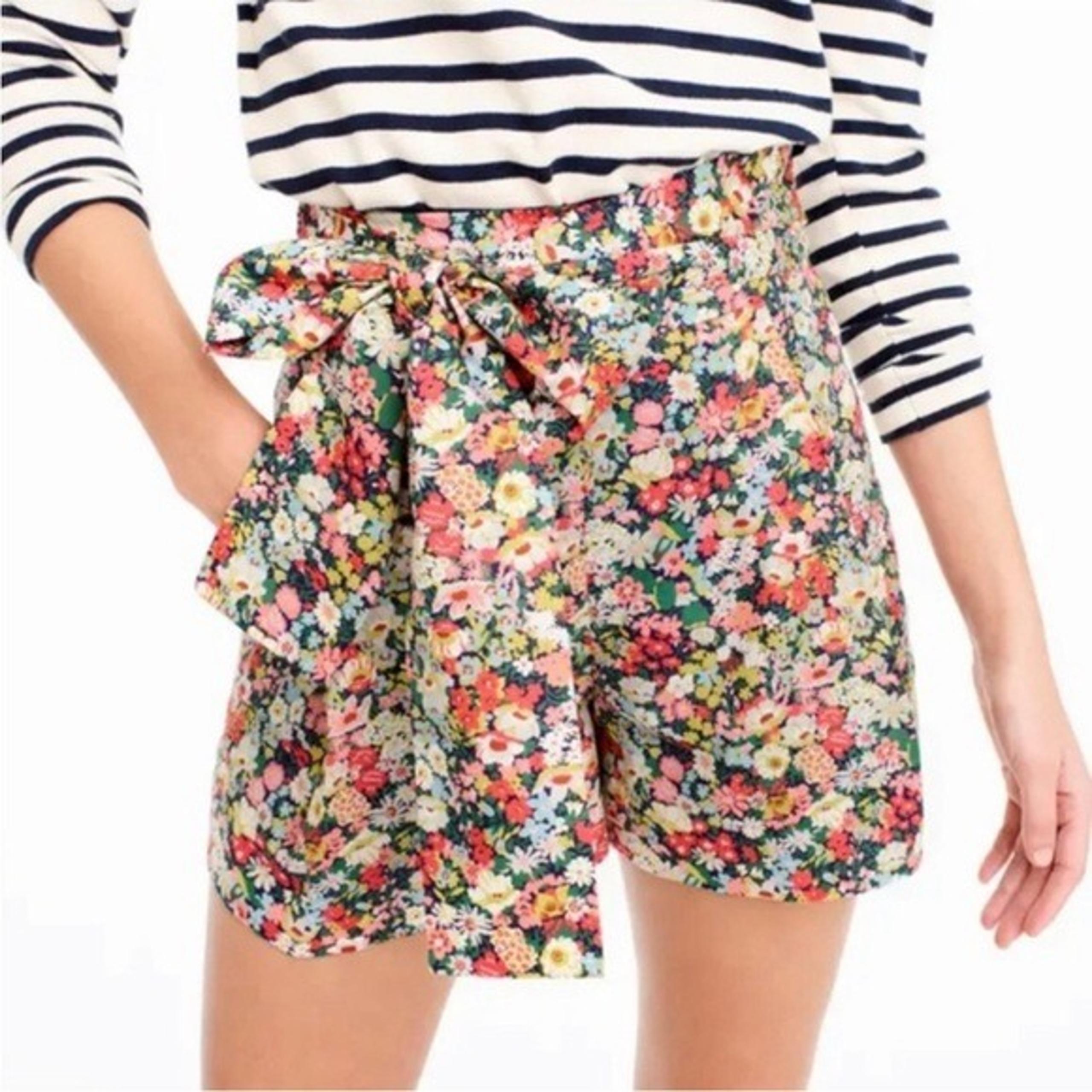 J. Crew Floral High-Waisted Shorts Size 4 - J.Crew