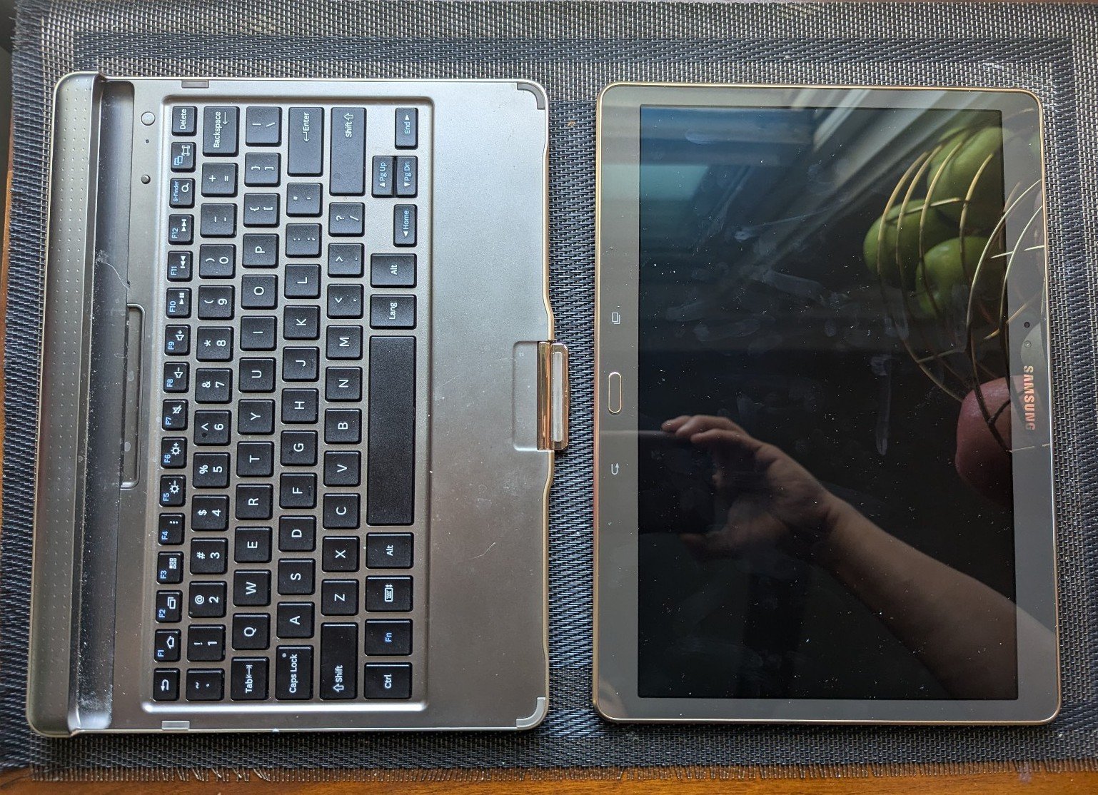 Galaxy tab S with keyboard