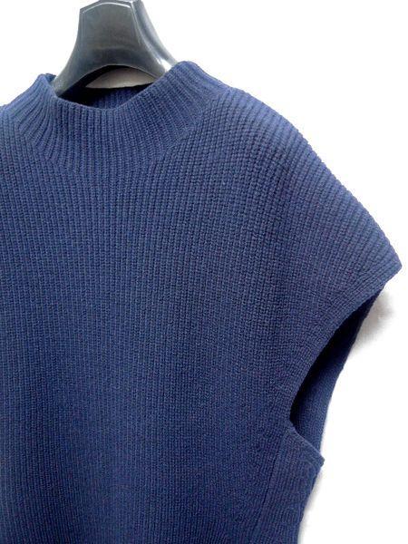 RIM.ARK Little Shape Knit Vest