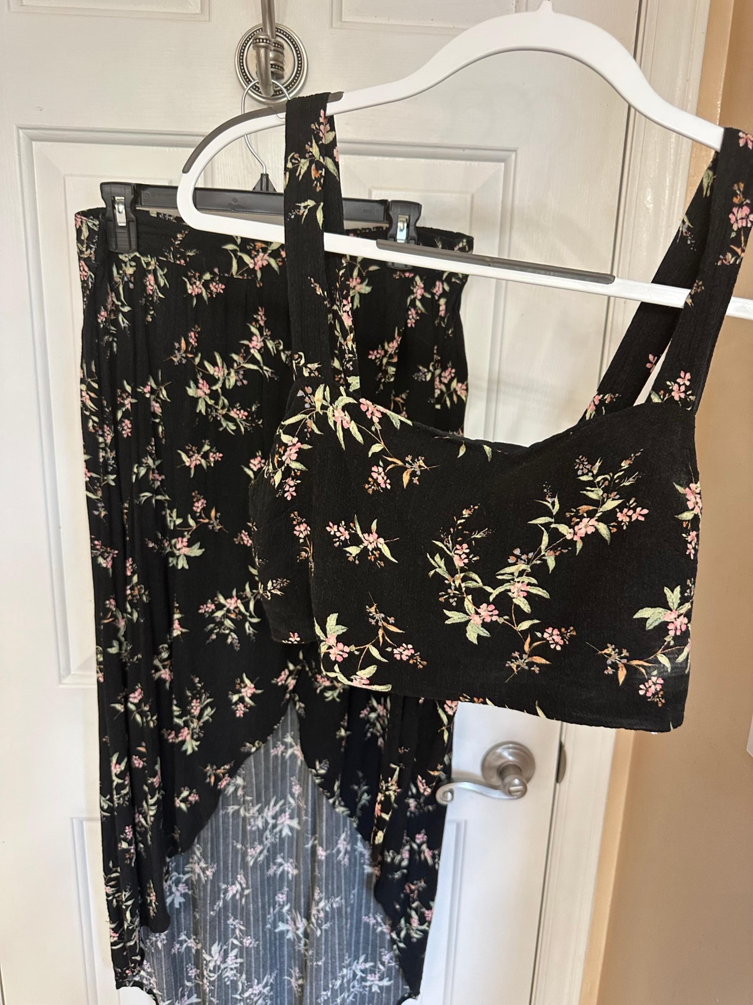 AEO floral matching set, size L