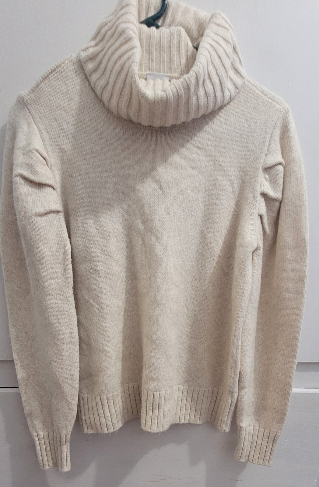 CAbi 3889 Tuck Turtleneck Ivory Womens Size M Puff Long Sleeve Pullover Classic