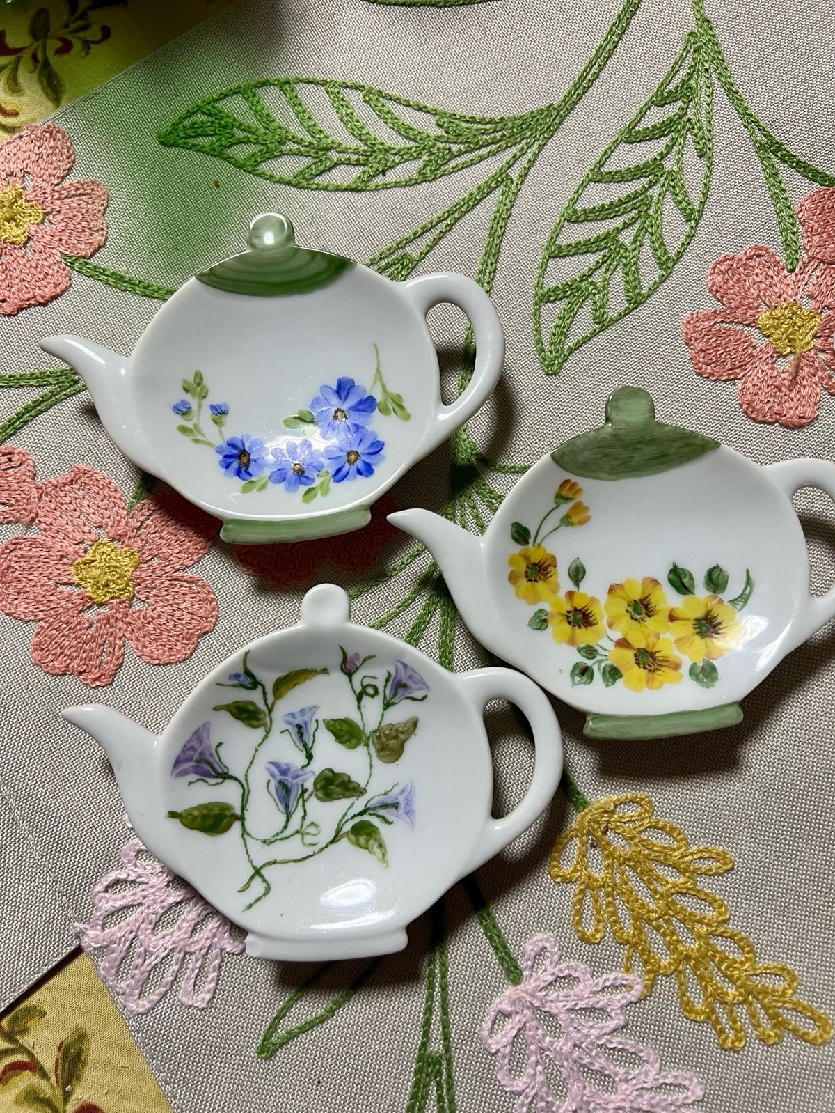 Porcelain tea bag holders , hand painted